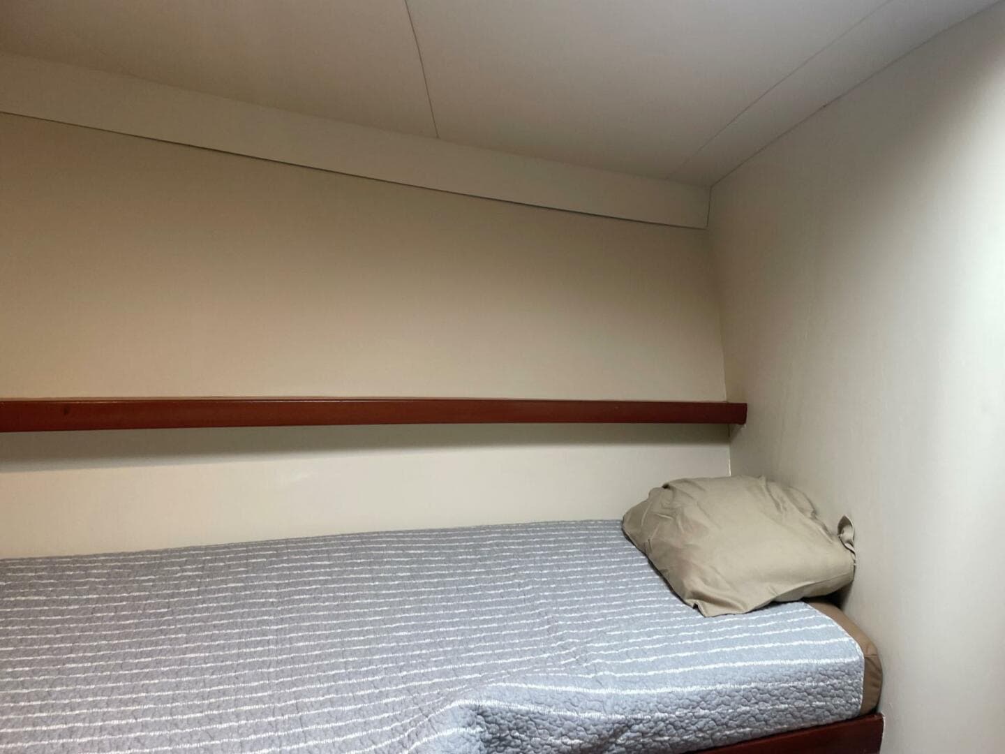 2001 Custom Carolina Lydia 57 Sportfish — photo 22