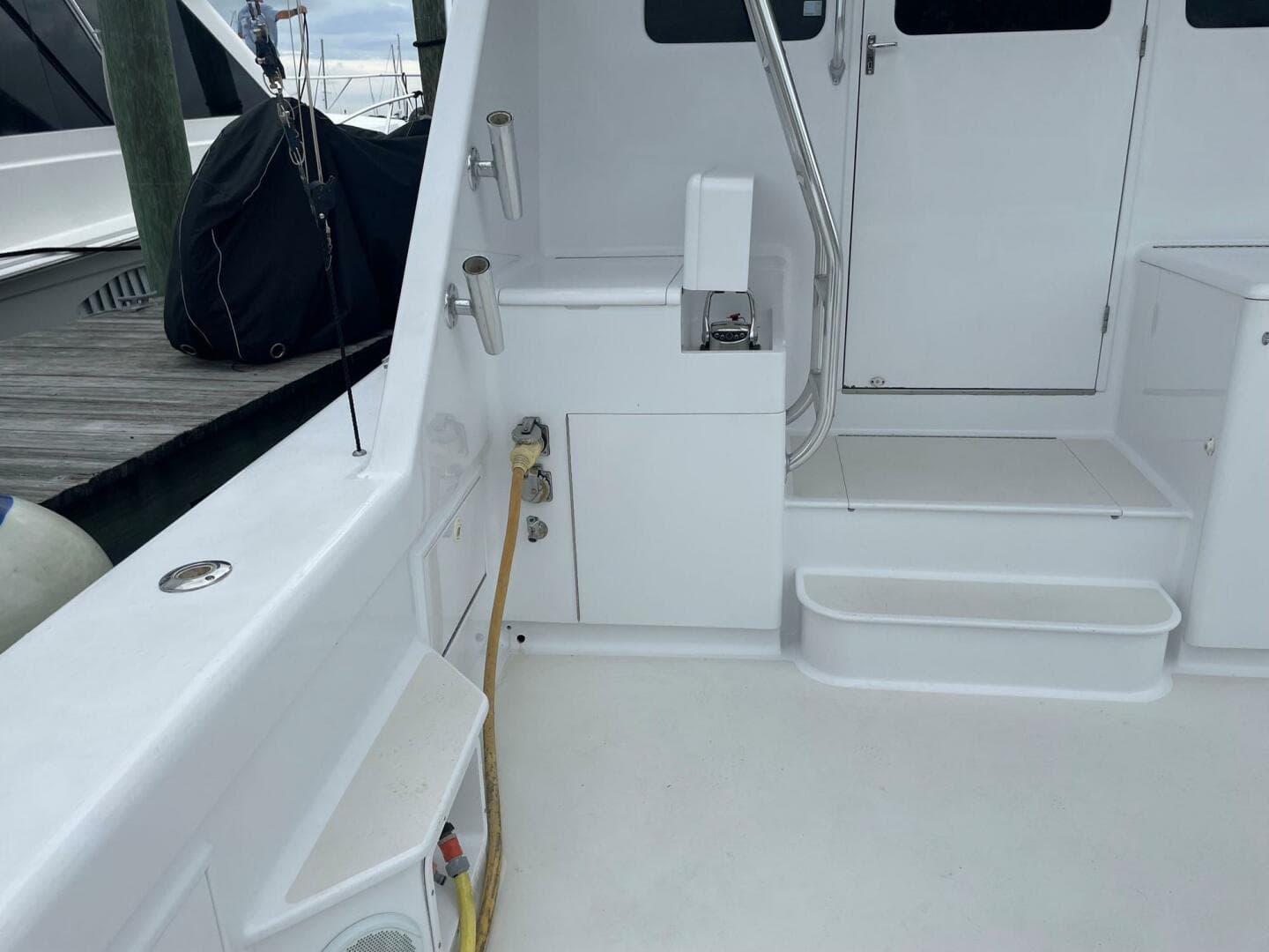 2001 Custom Carolina Lydia 57 Sportfish — photo 38