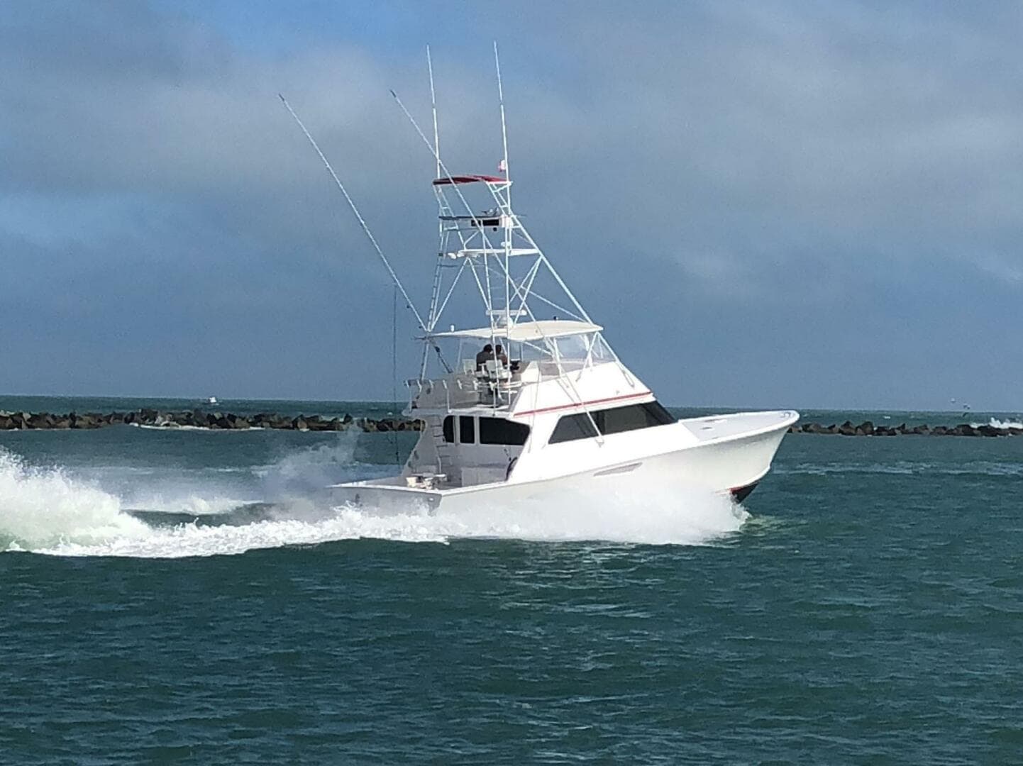 2001 Custom Carolina Lydia 57 Sportfish — photo 4