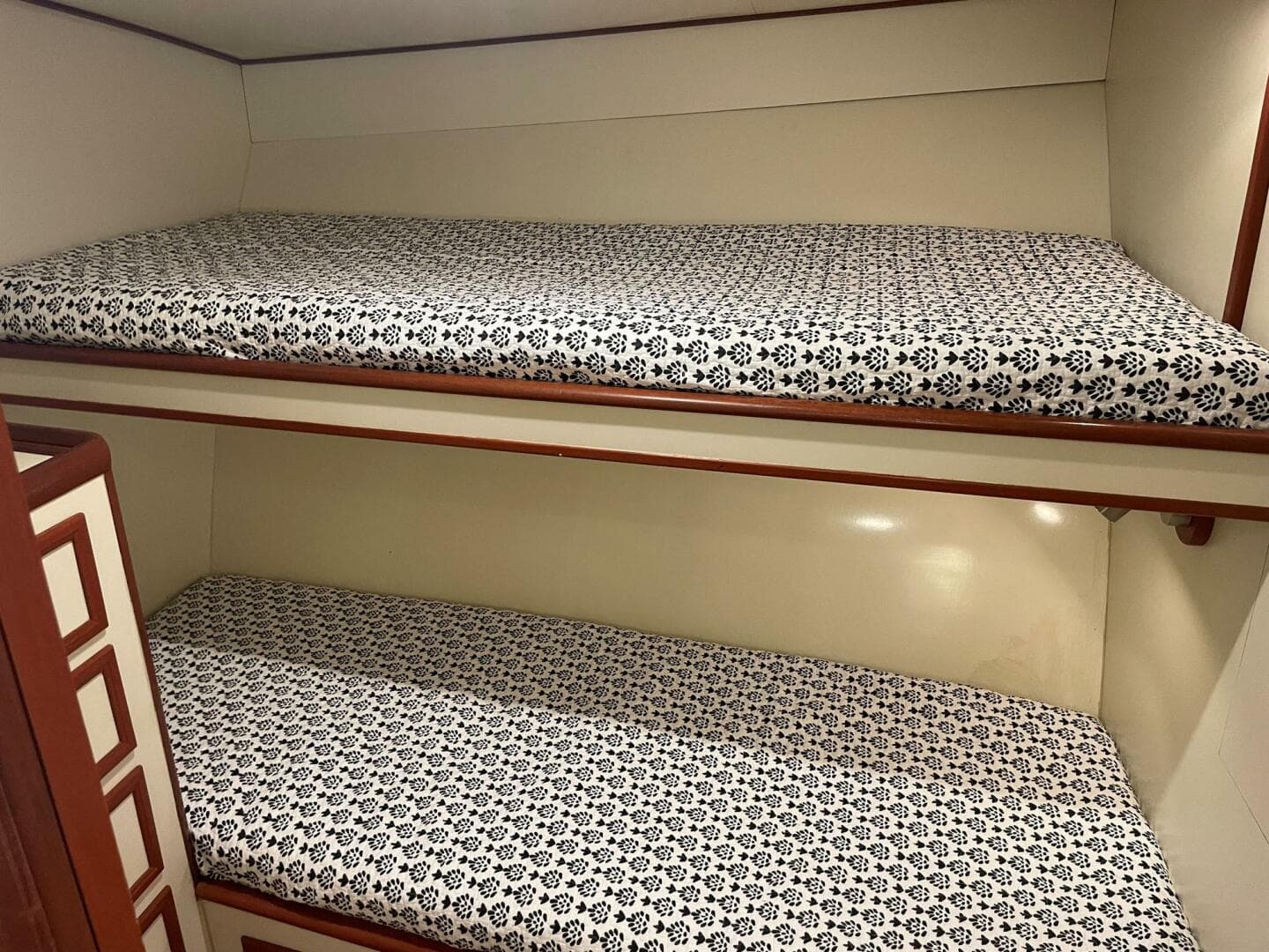 2001 Custom Carolina Lydia 57 Sportfish — photo 13