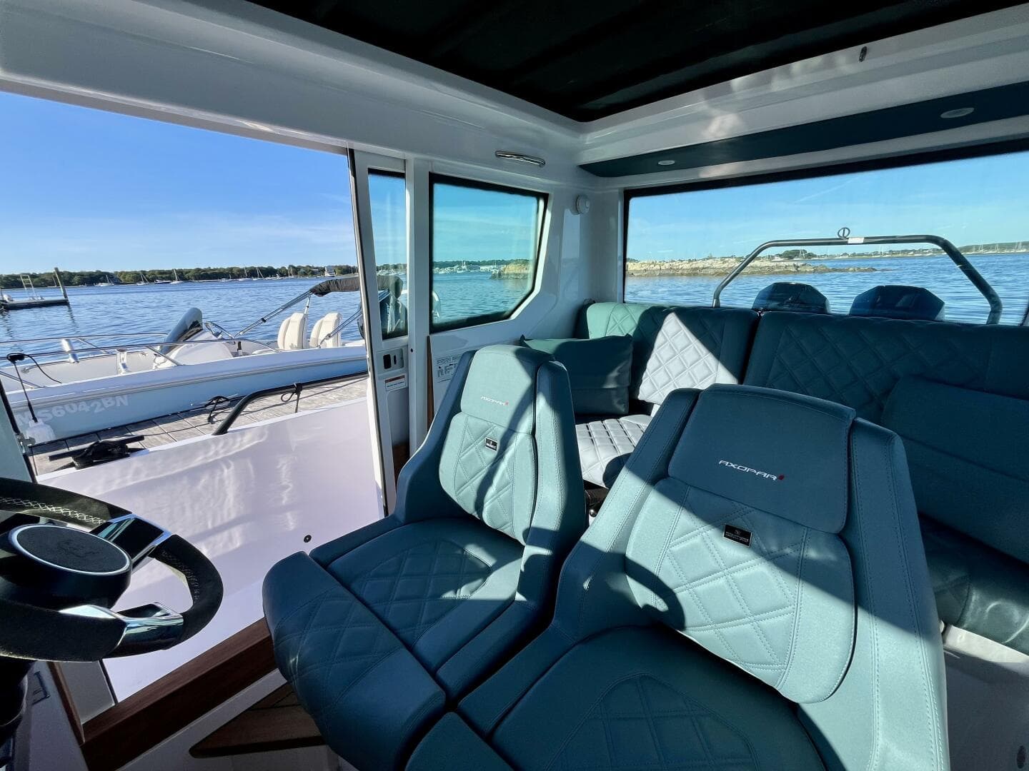 2022 Axopar 28 Cabin With Aft Cabin — photo 14