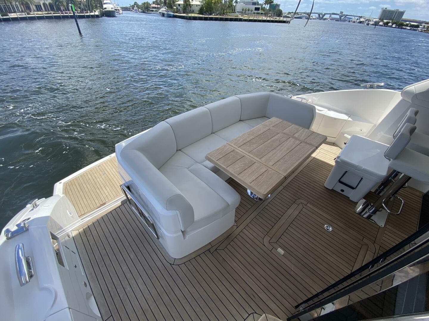 2017 Sunseeker Manhattan 52 — photo 10