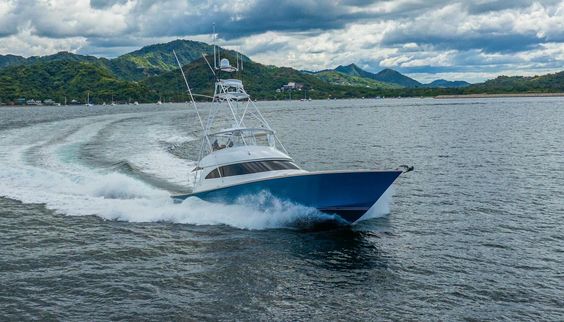 2016 Viking 66 Convertible — photo 93