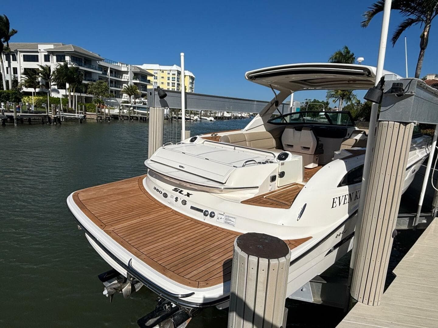 2016 Sea Ray 350 Slx — photo 4