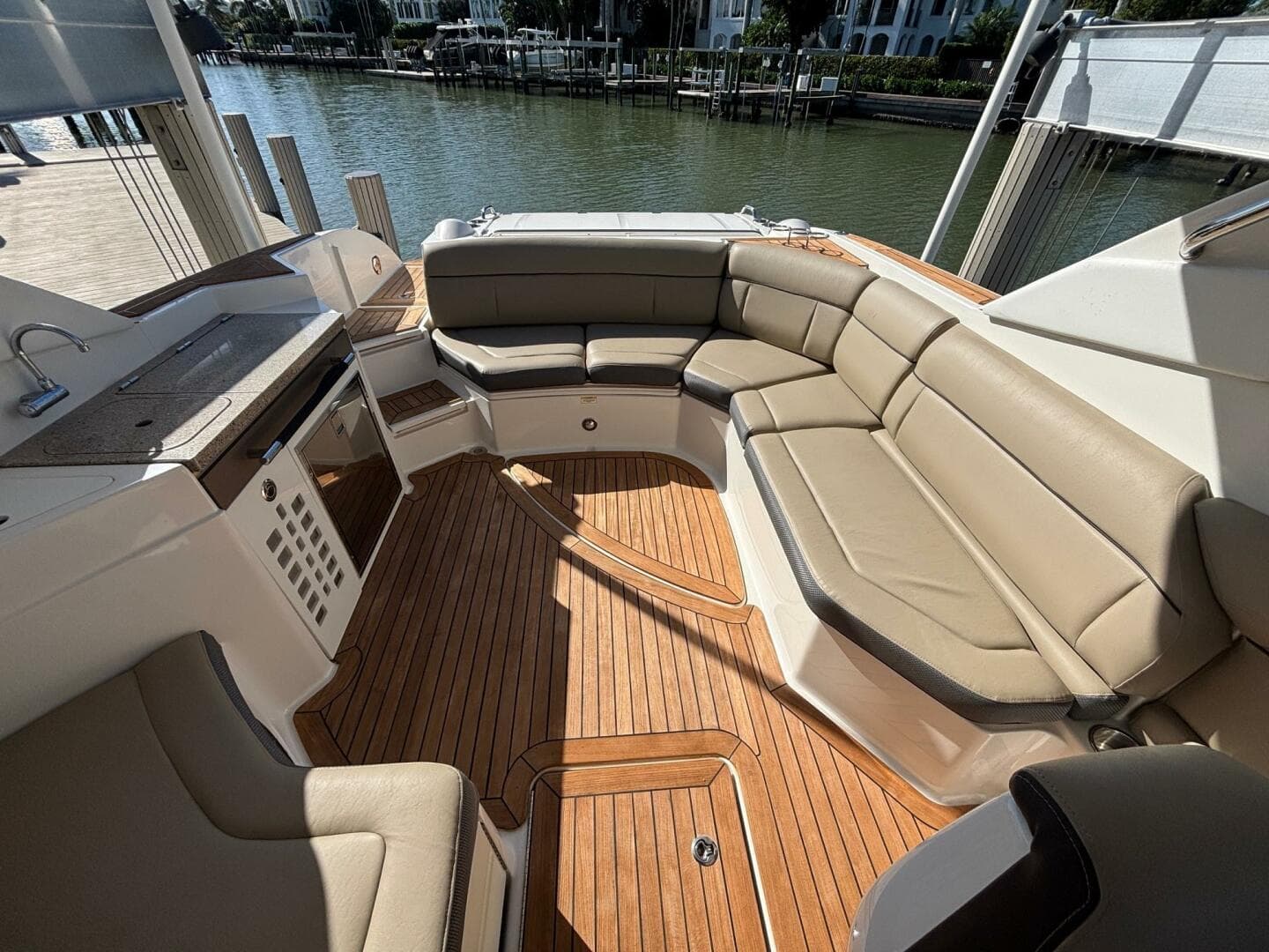 2016 Sea Ray 350 Slx — photo 7