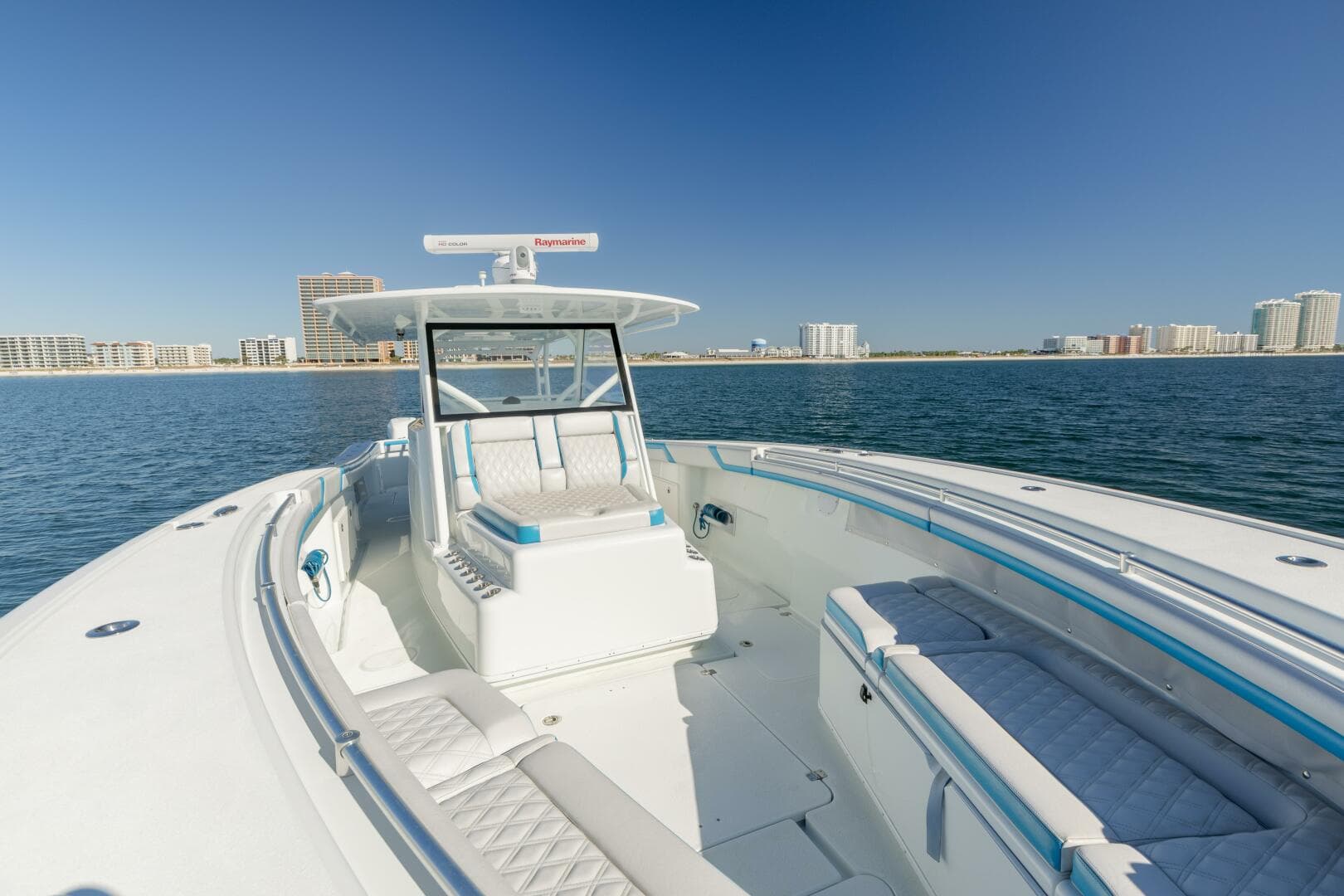 2017 Yellowfin 42 Offshore — photo 4