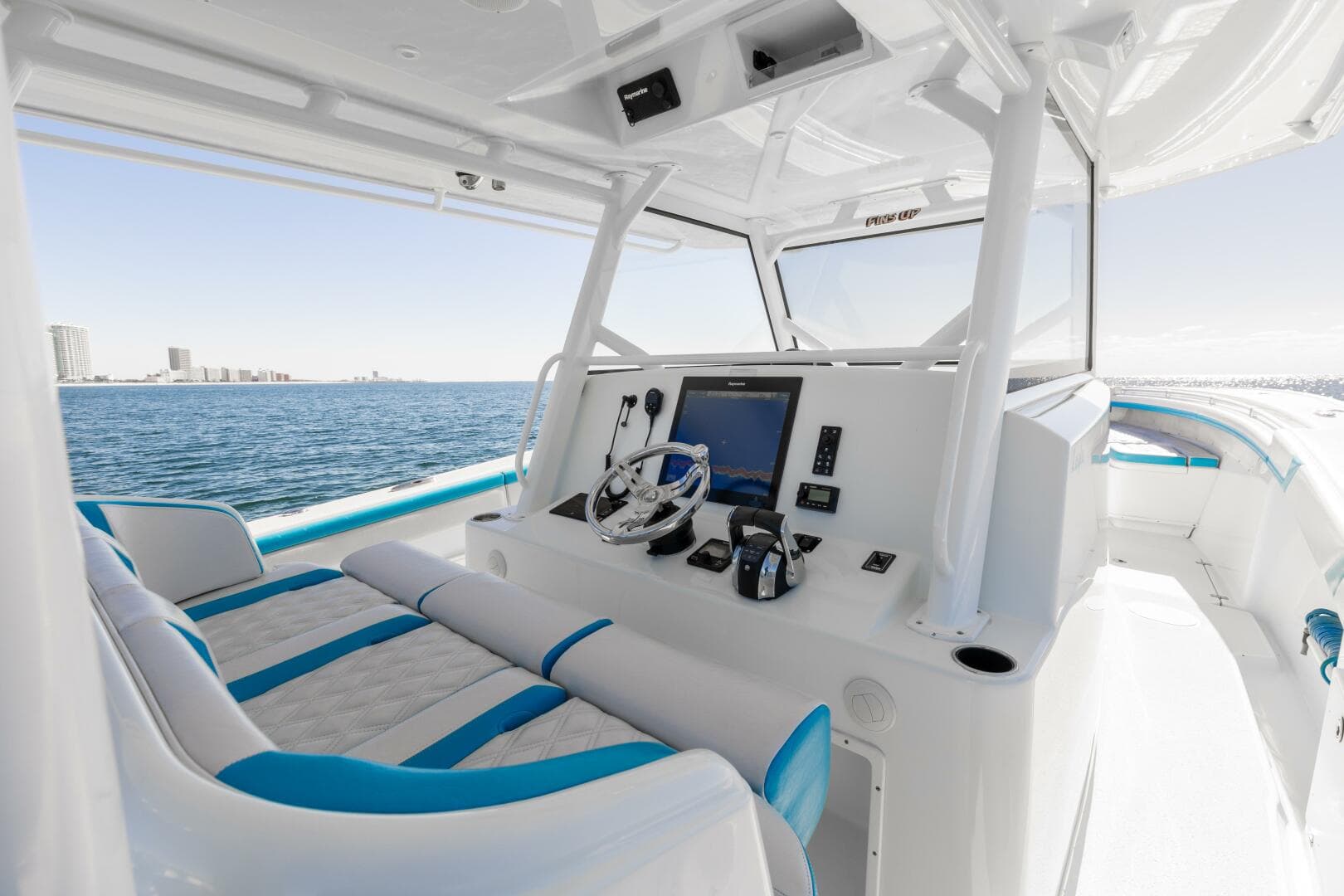 2017 Yellowfin 42 Offshore — photo 8