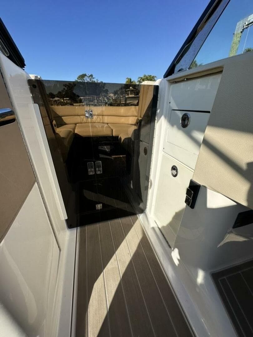 2019 Regal 29 Obx — photo 62