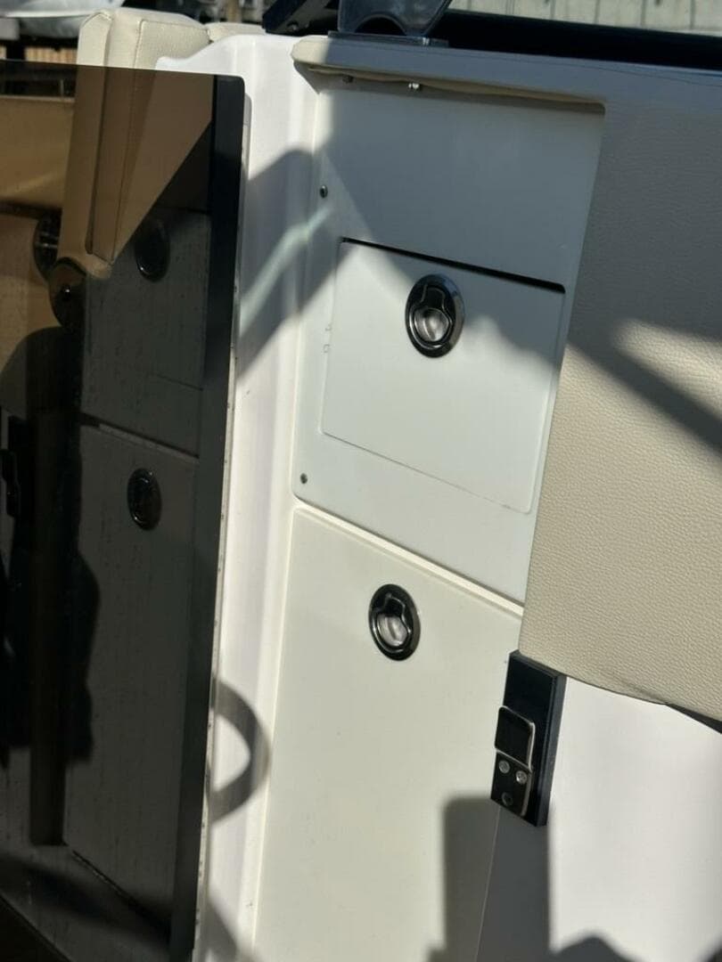 2019 Regal 29 Obx — photo 46