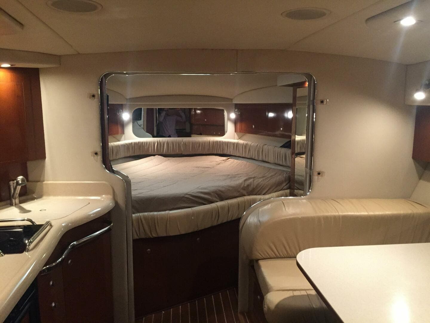 2001 Sea Ray 340 Amberjack — photo 17