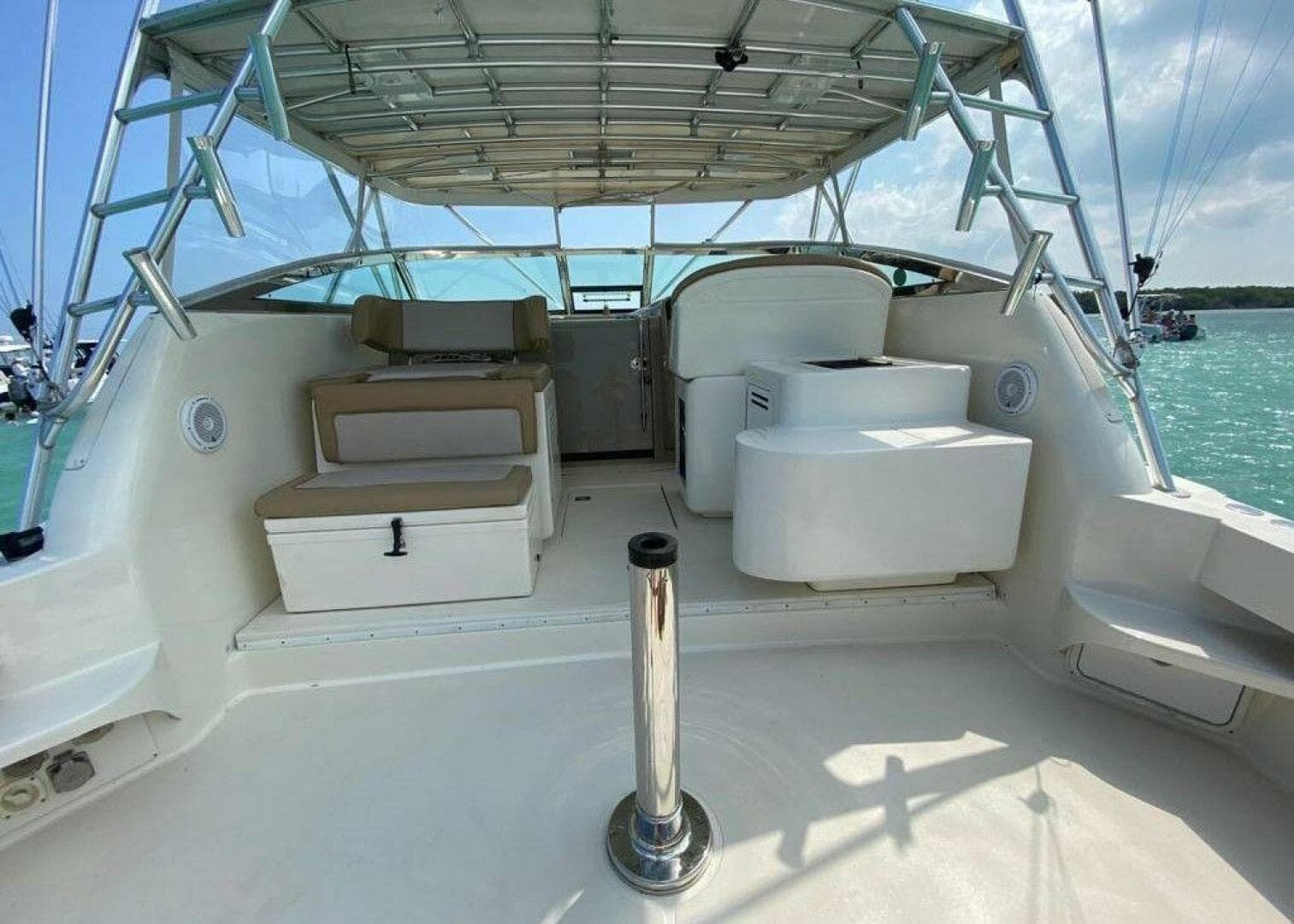 2001 Sea Ray 340 Amberjack — photo 9