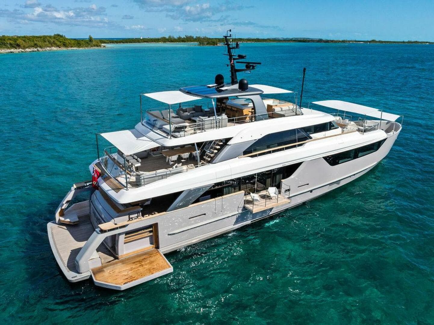 2023 Sanlorenzo SD 118 — photo 4