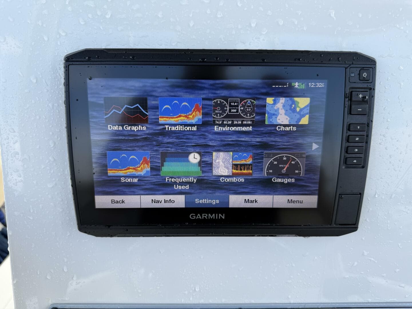 2019 Key West 239 CC Fwd Seating — photo 10