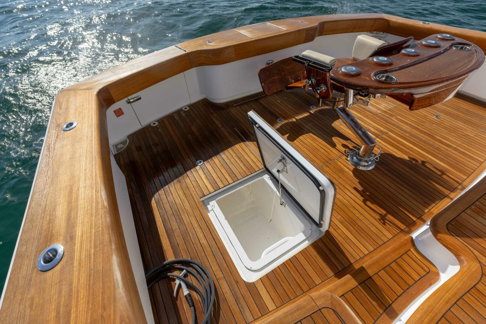 2020 Viking 62 Convertible — photo 33