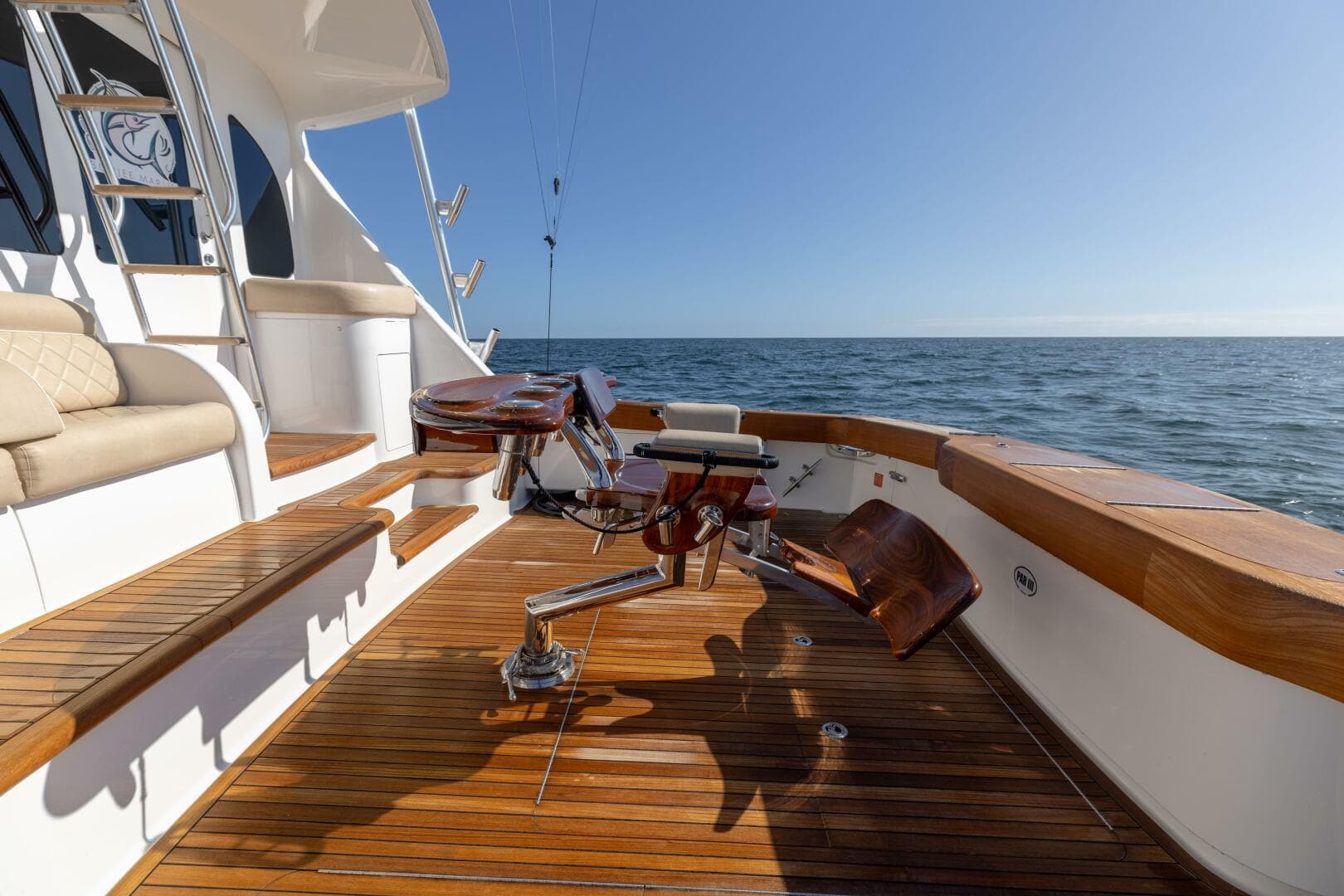 2020 Viking 62 Convertible — photo 32