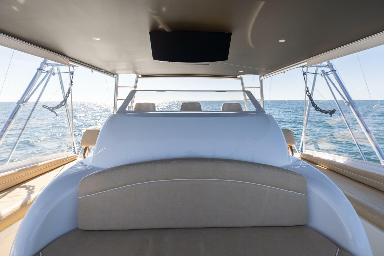 2020 Viking 62 Convertible — photo 39