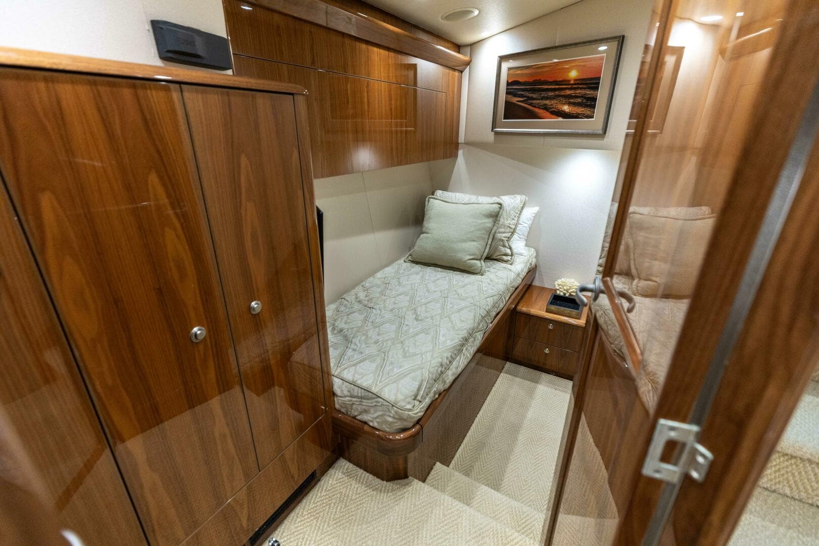 2020 Viking 62 Convertible — photo 21