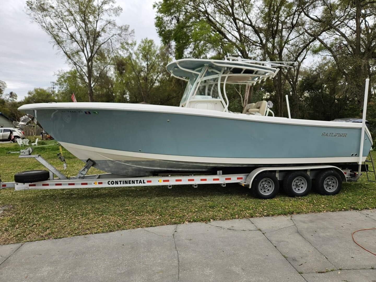 2017 Sailfish 290 CC