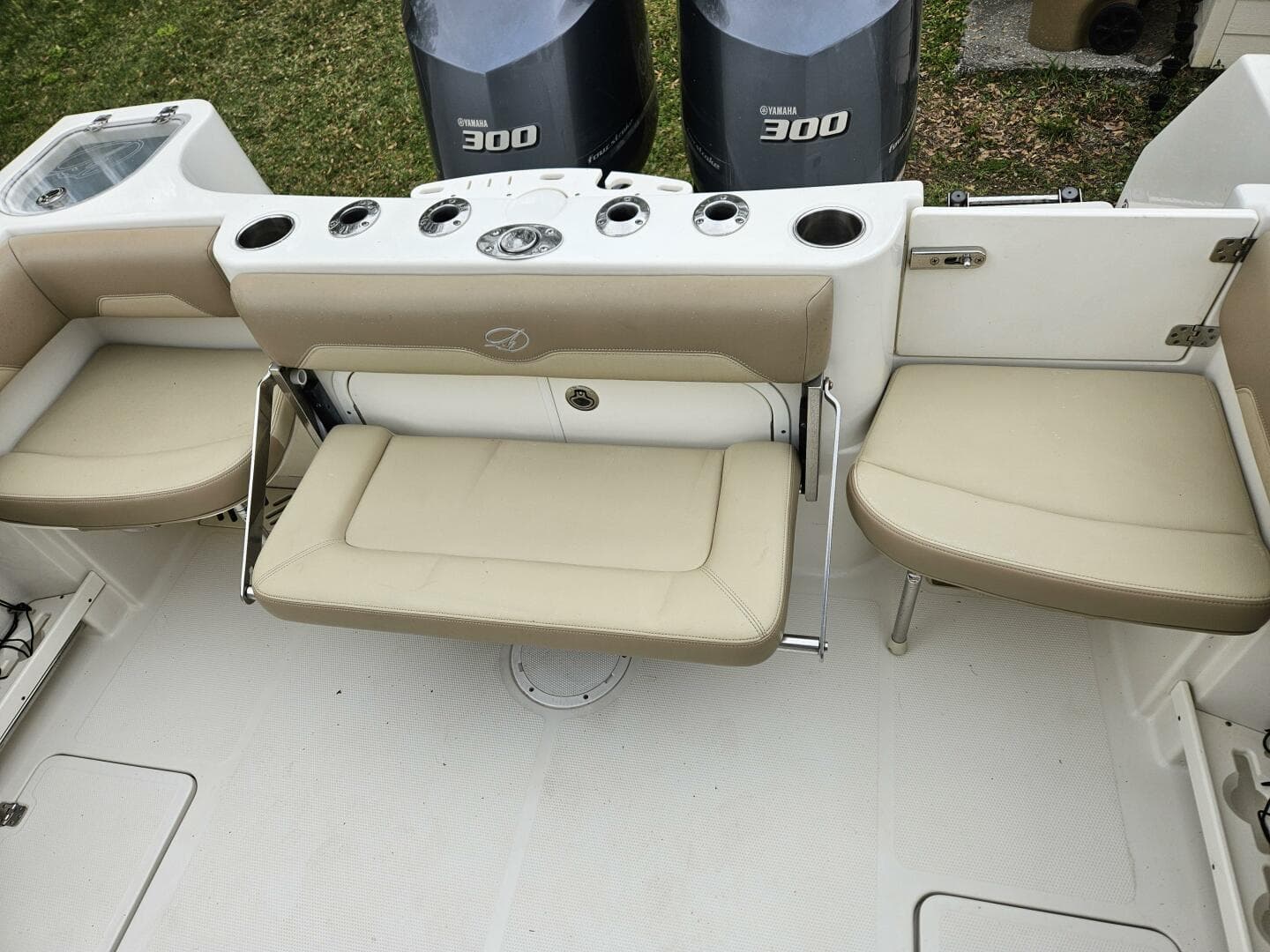 2017 Sailfish 290 CC — photo 12