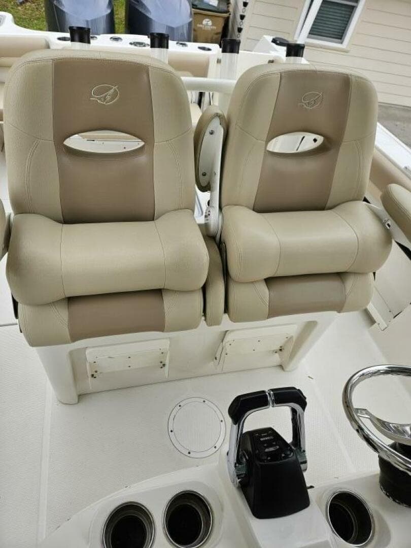 2017 Sailfish 290 CC — photo 16