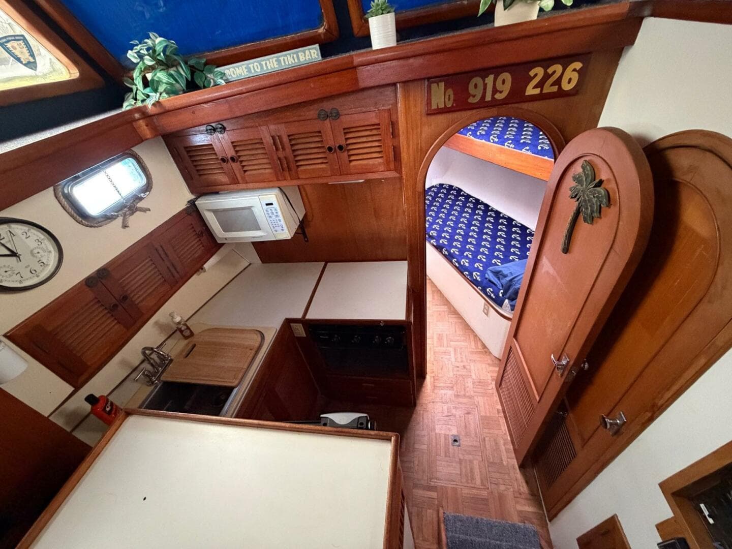 1984 Golden Star Trawler — photo 30