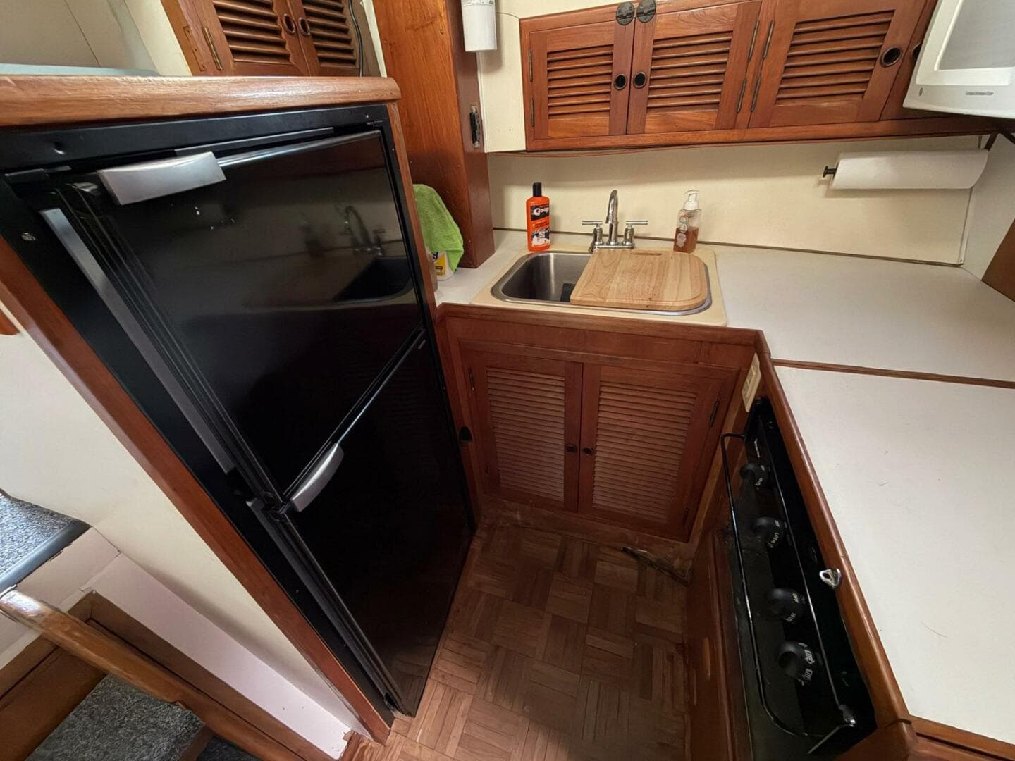 1984 Golden Star Trawler — photo 32