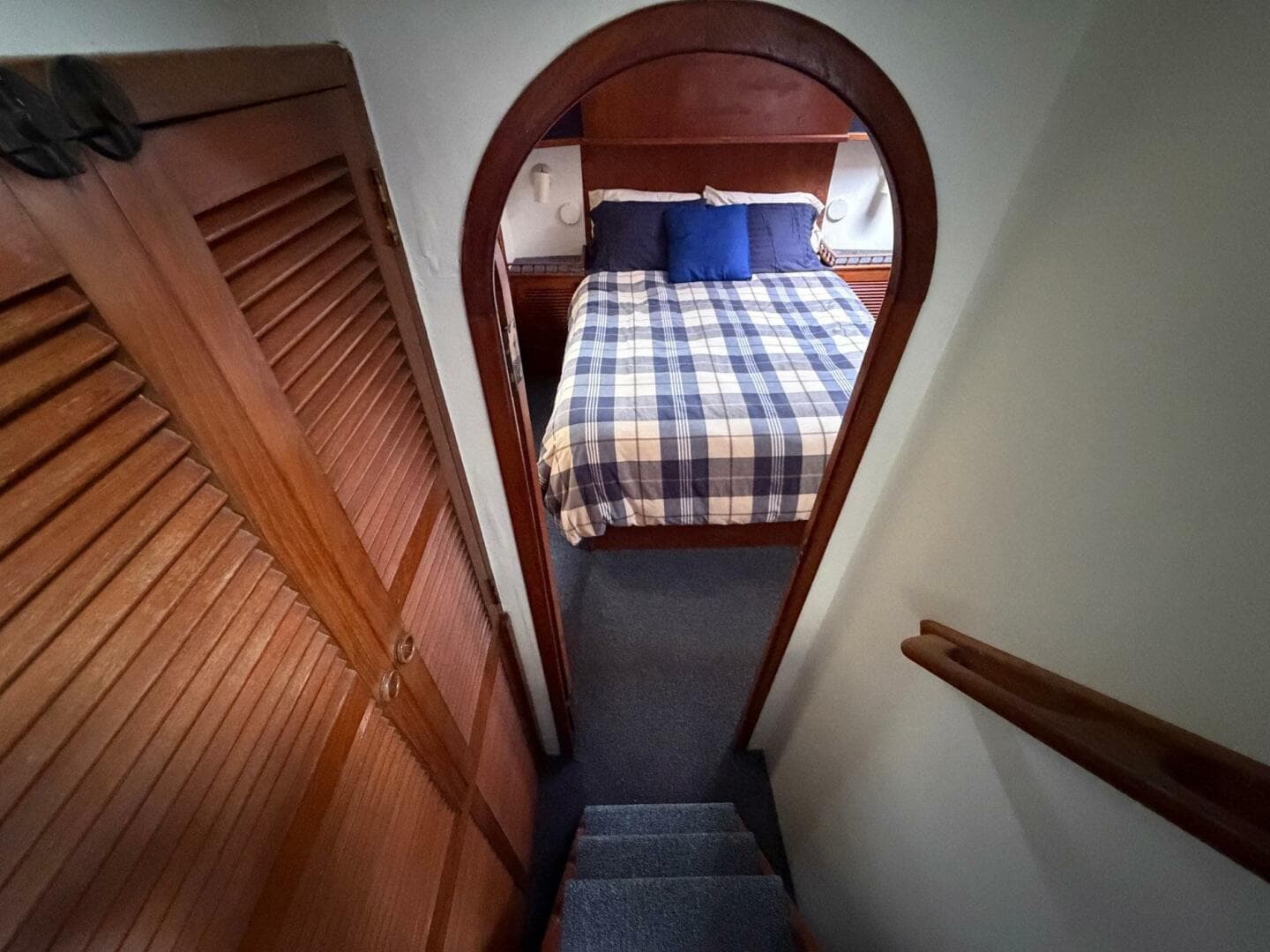 1984 Golden Star Trawler — photo 37