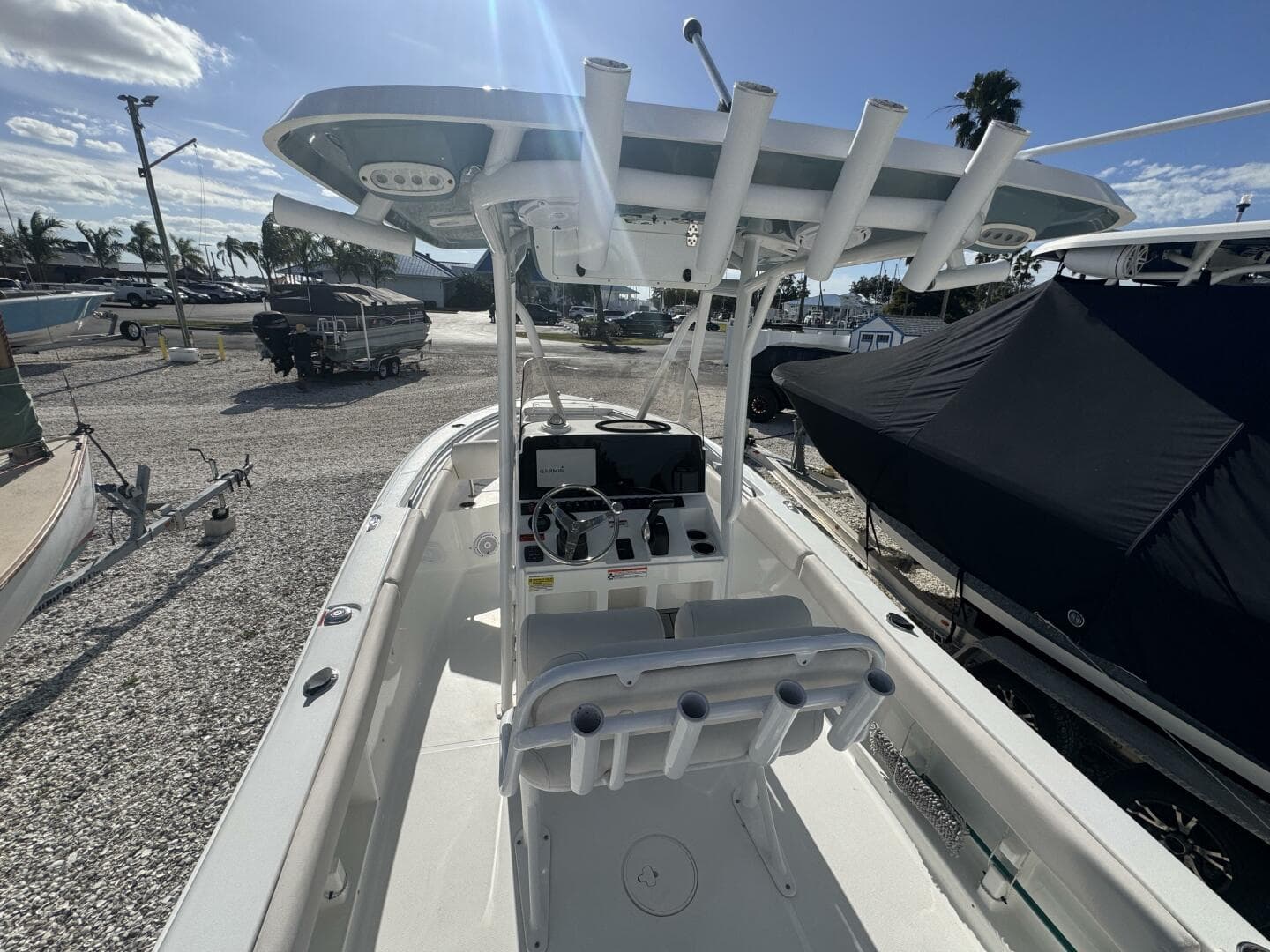 2021 Sea Hunt Ultra 219 — photo 17