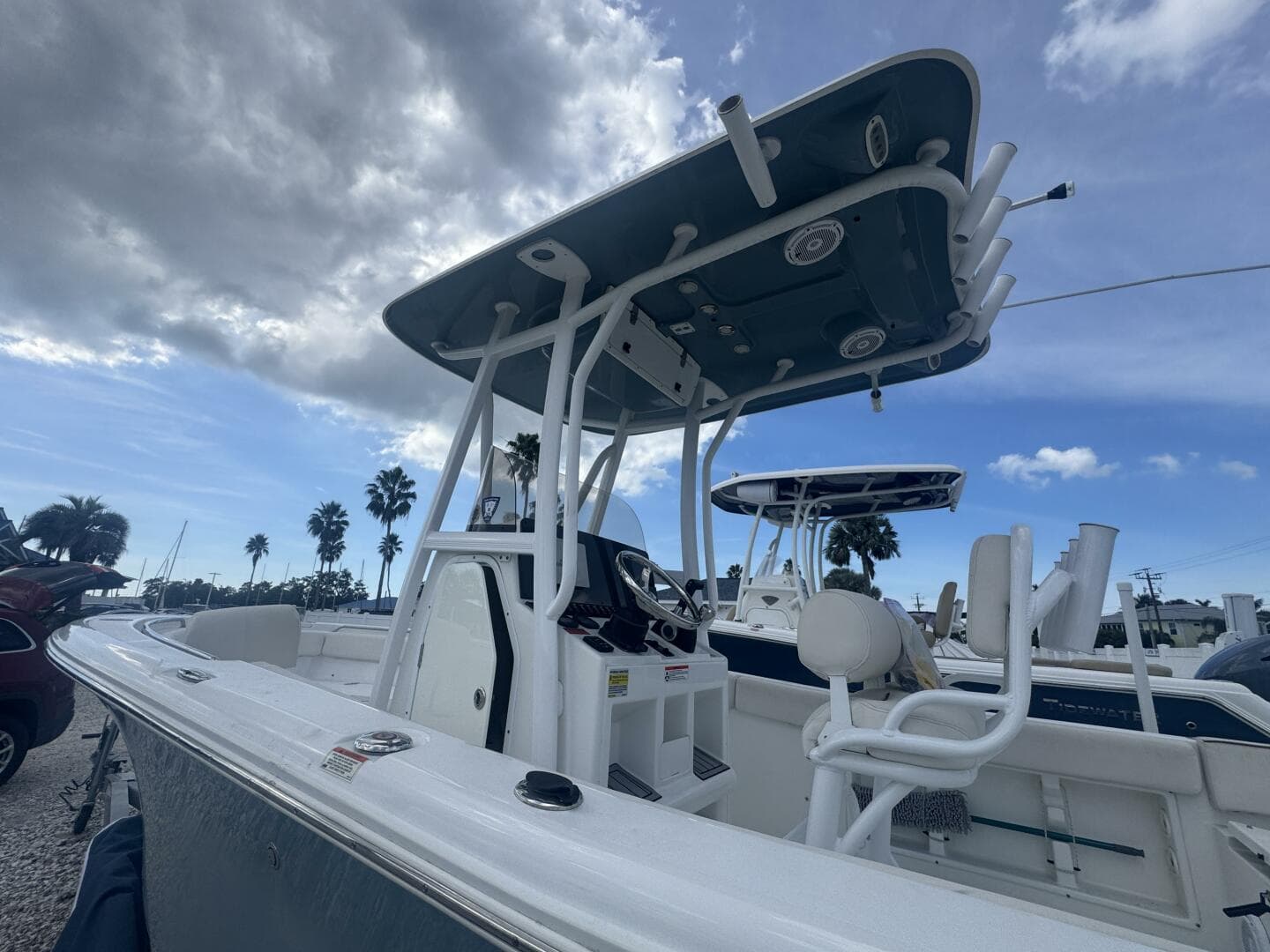 2021 Sea Hunt Ultra 219 — photo 4
