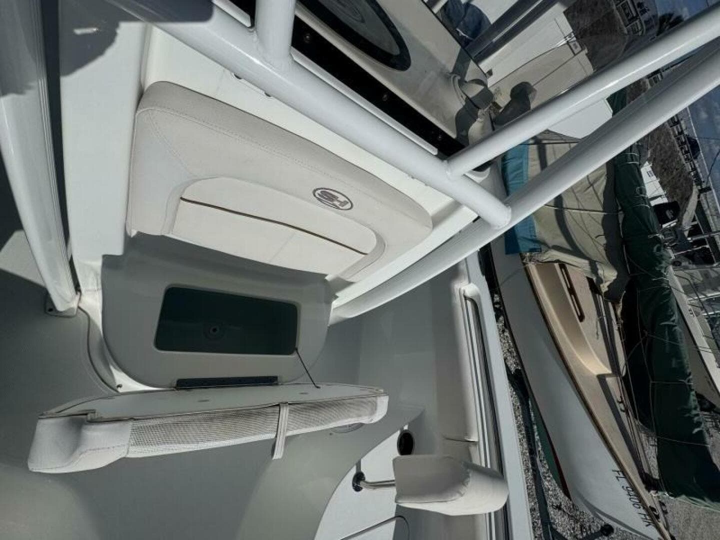 2021 Sea Hunt Ultra 219 — photo 27