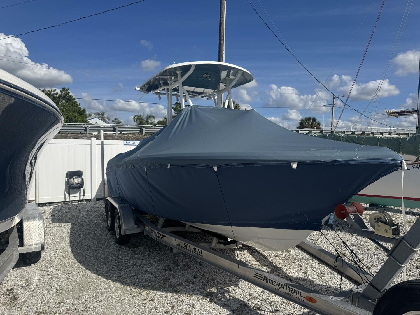 2021 Sea Hunt Ultra 219 — photo 5