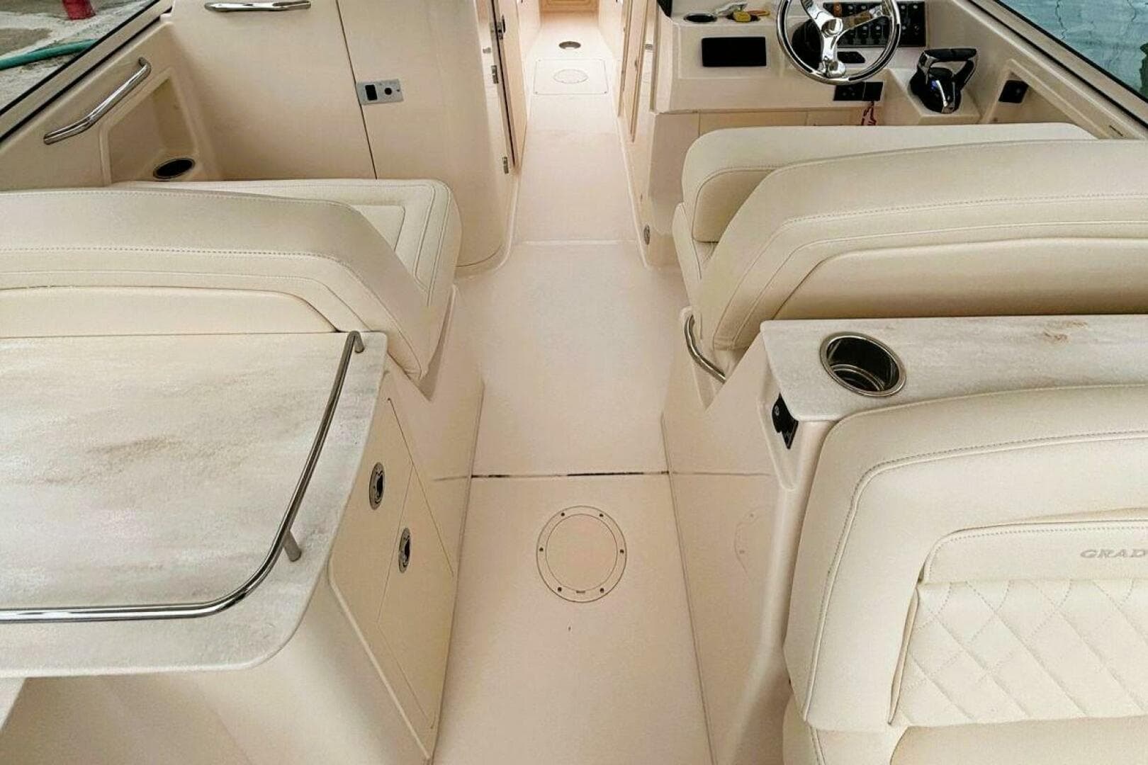 2021 Grady-White Freedom 285 — photo 9