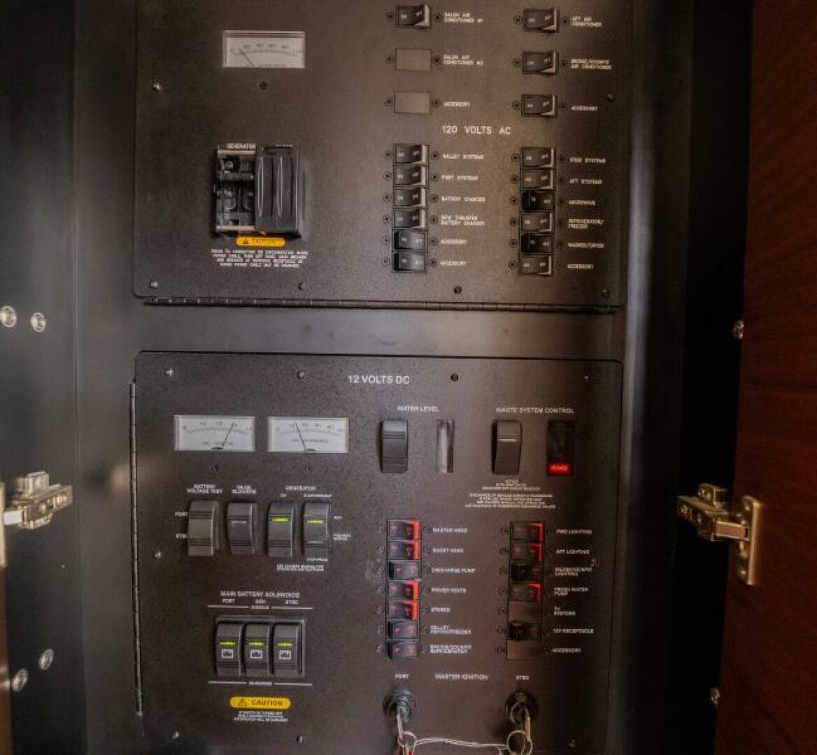 2015 Sea Ray 510 Sundancer — photo 22