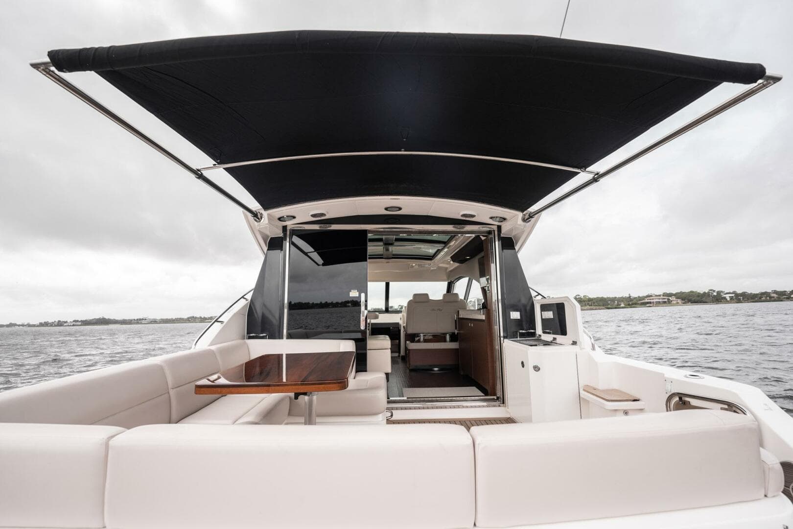 2015 Sea Ray 510 Sundancer — photo 117