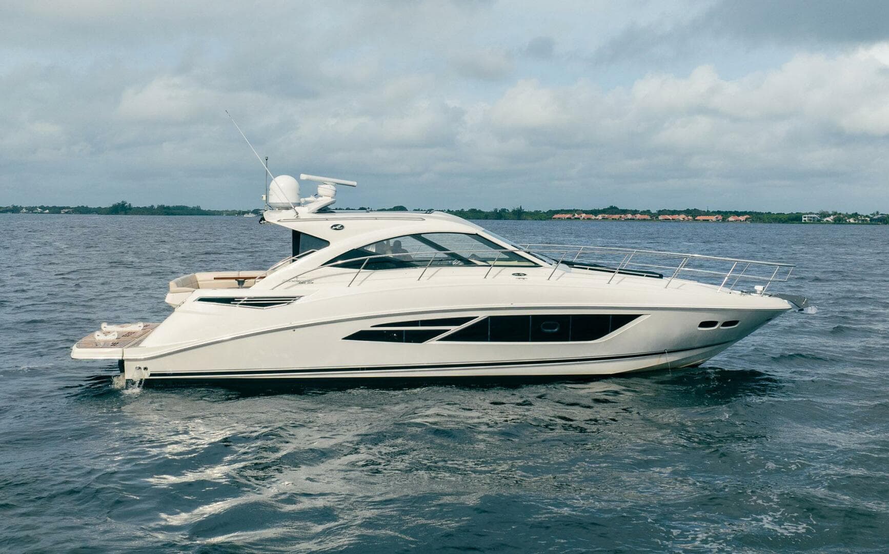2015 Sea Ray 510 Sundancer — photo 128