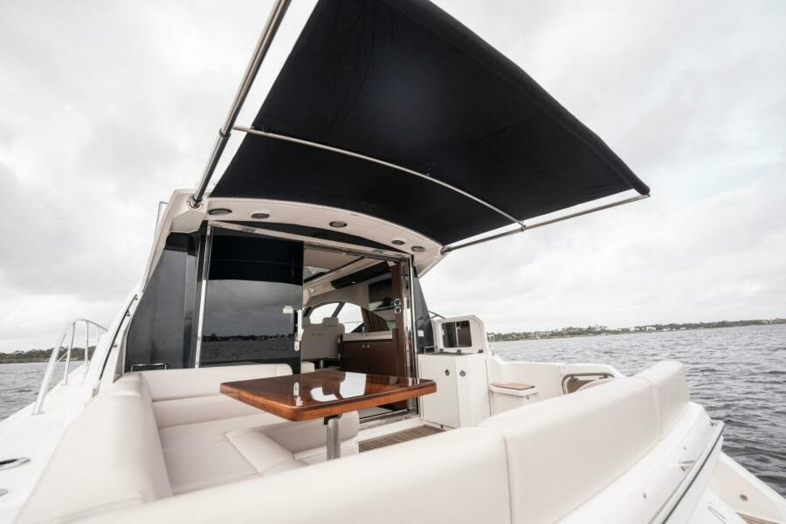 2015 Sea Ray 510 Sundancer — photo 51