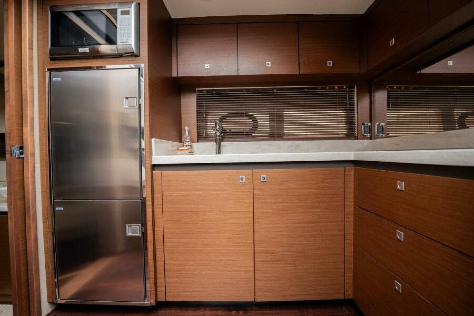 2015 Sea Ray 510 Sundancer — photo 29