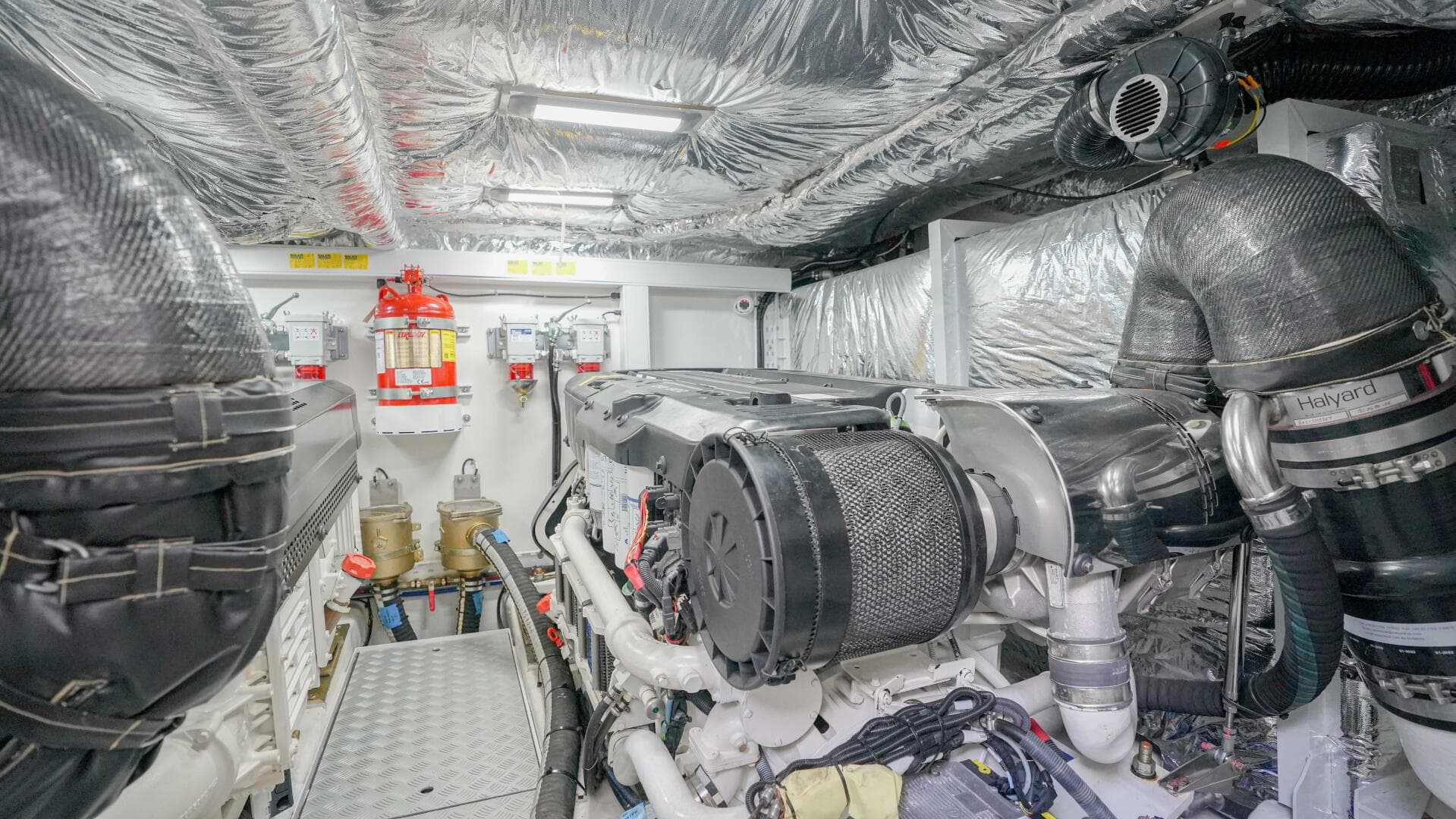 2022 Princess F55 — photo 66