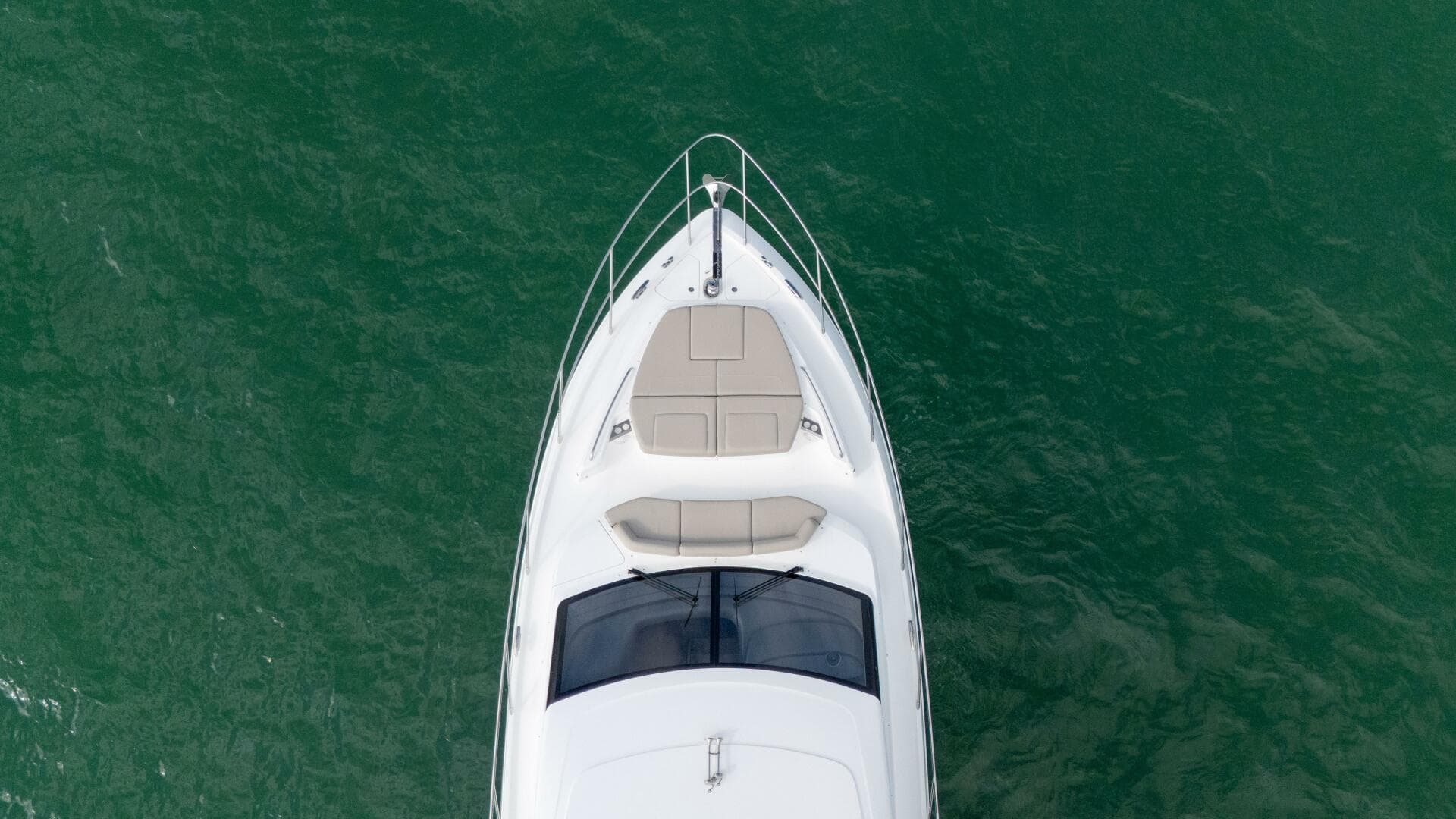 2022 Princess F55 — photo 7