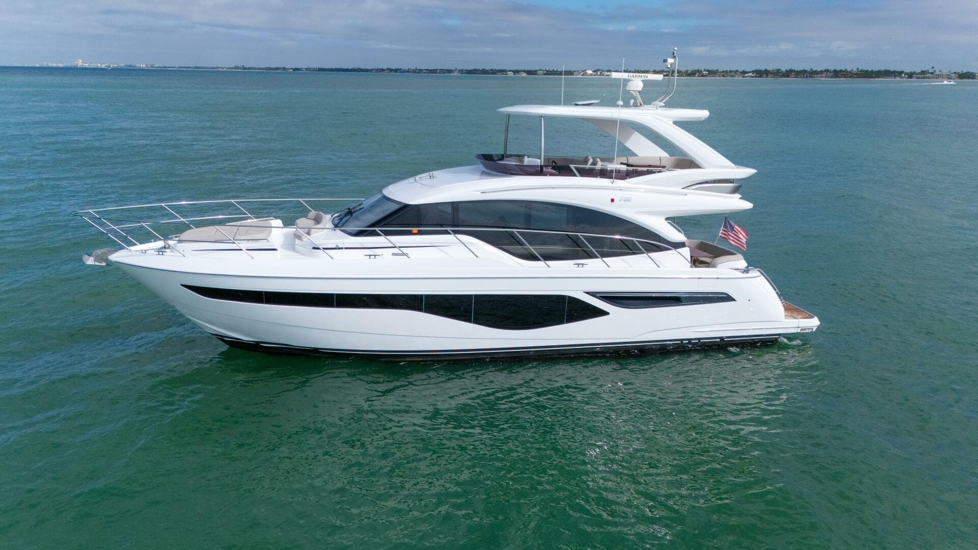 2022 Princess F55 — photo 4