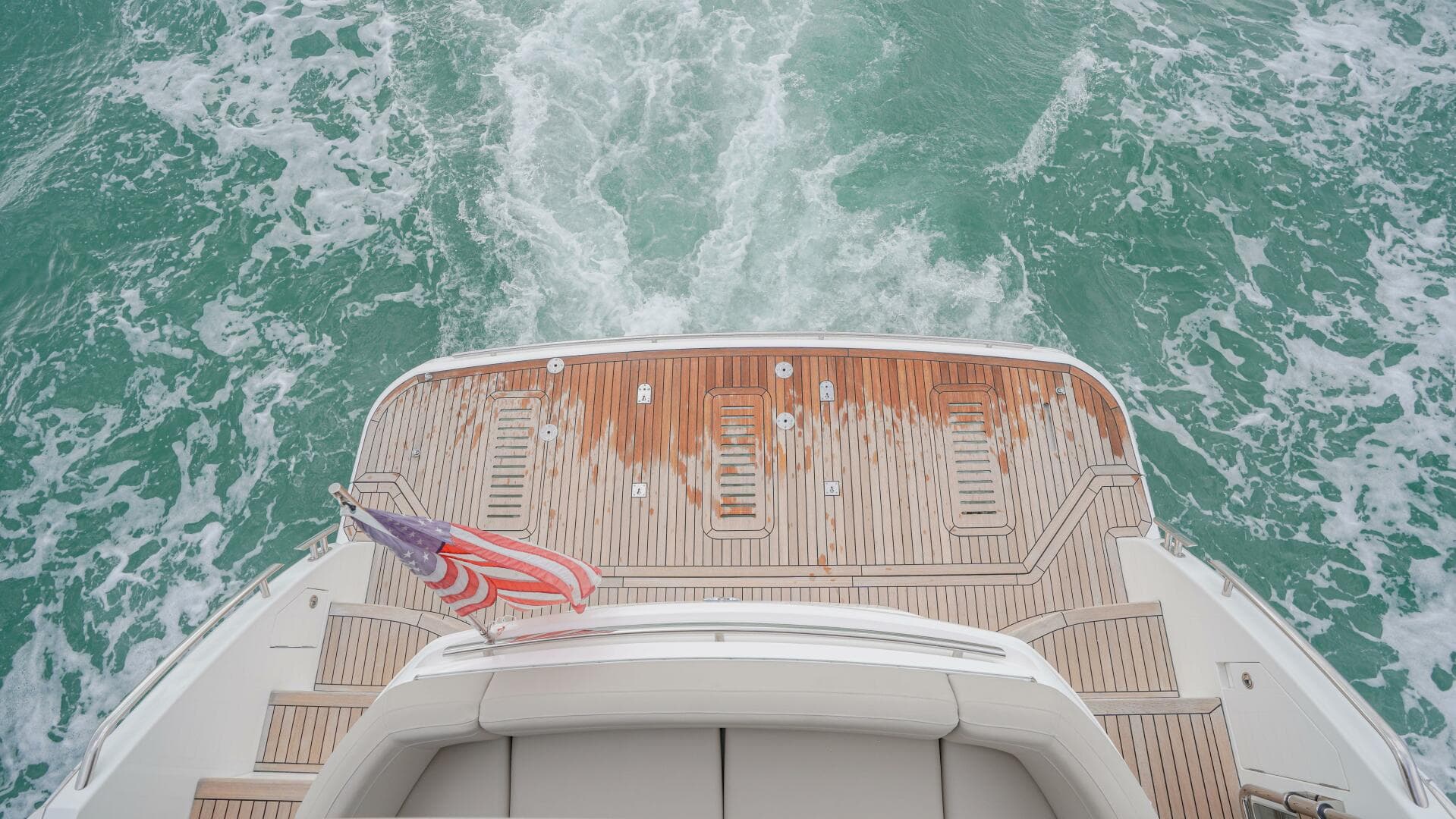 2022 Princess F55 — photo 9