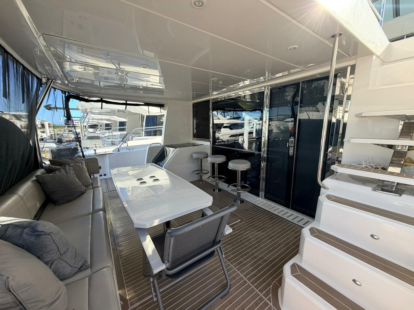 2022 Aquila 54 — photo 17