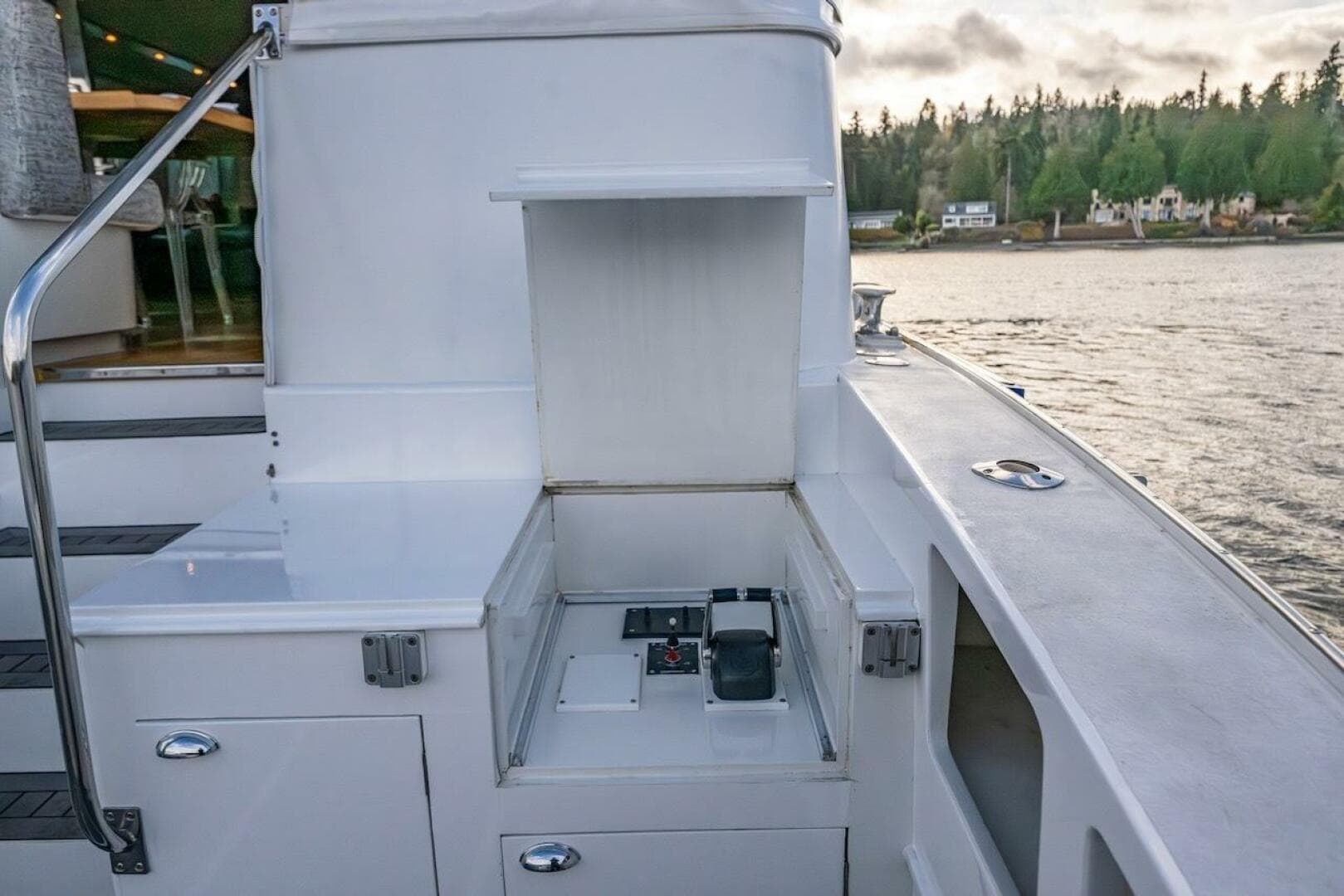 1988 Cheoy Lee 92 — photo 30