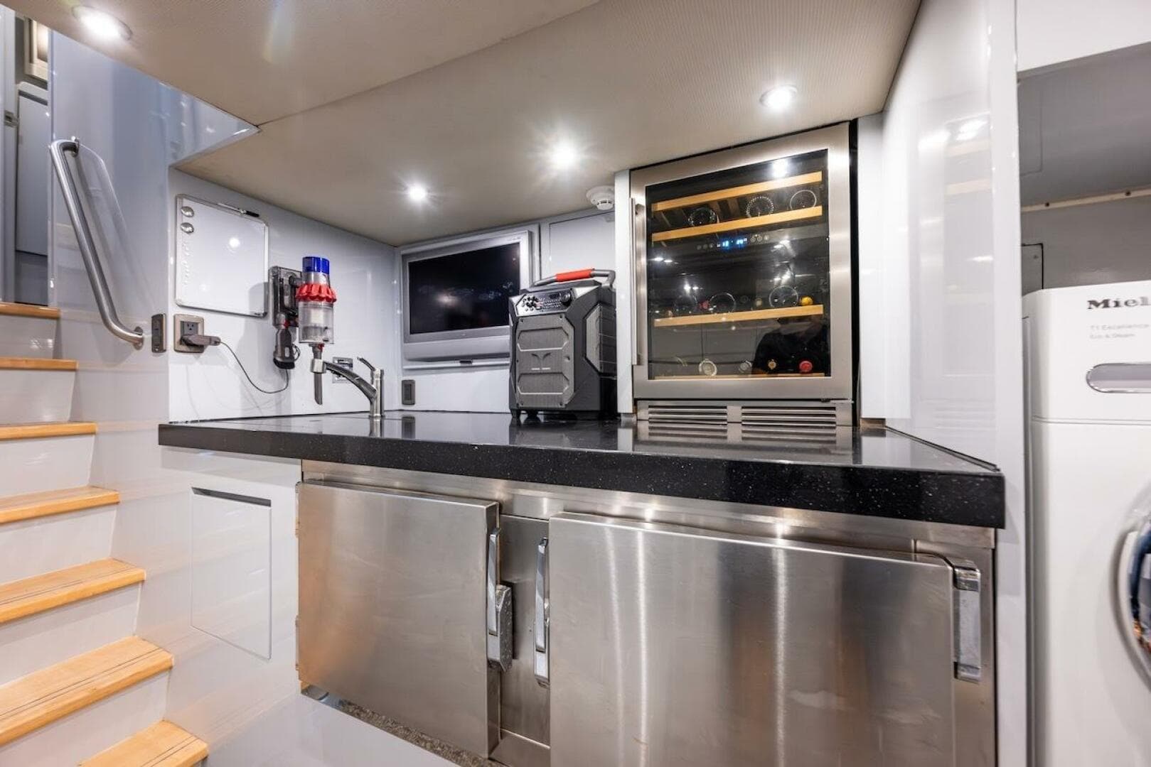 1988 Cheoy Lee 92 — photo 82