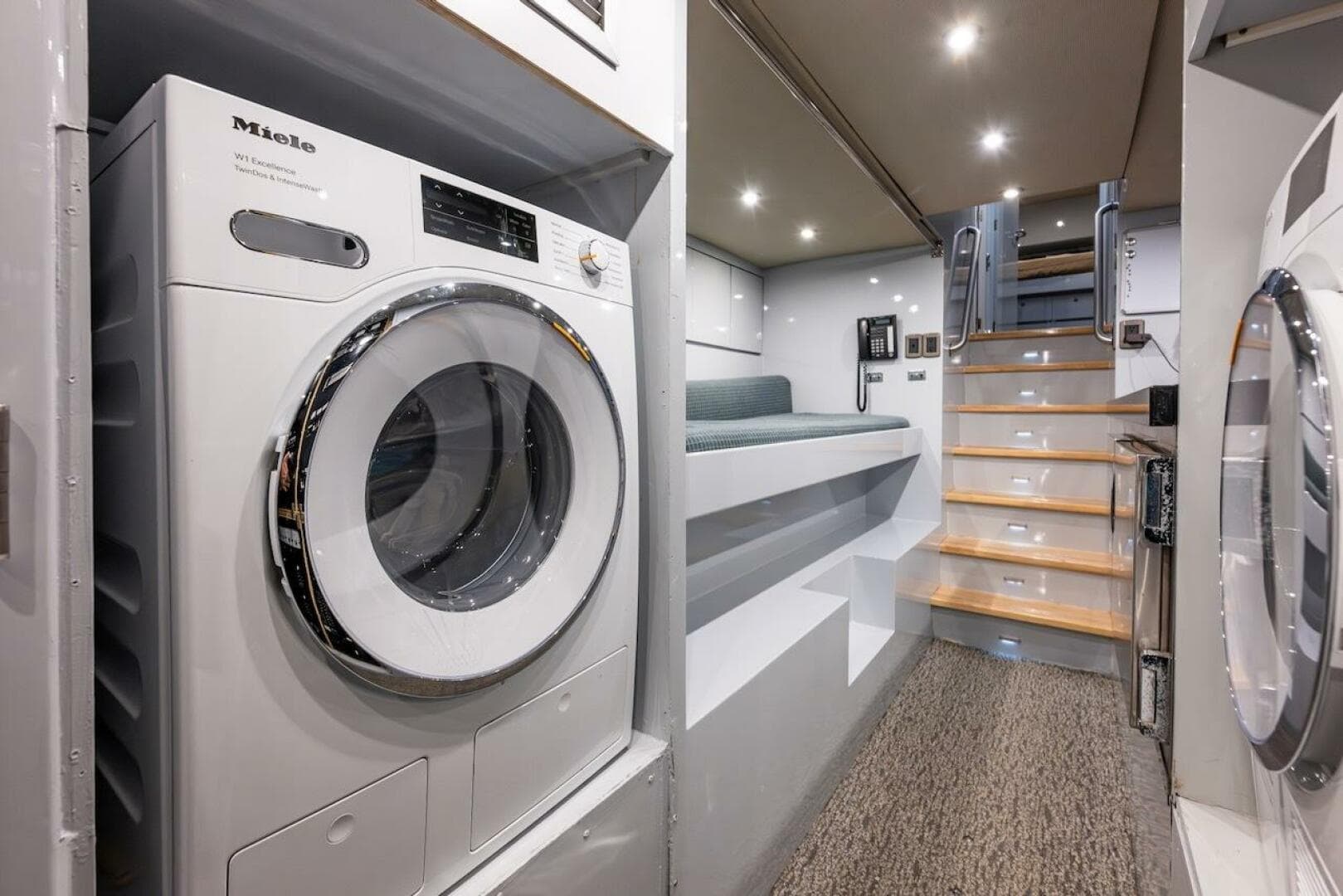 1988 Cheoy Lee 92 — photo 83