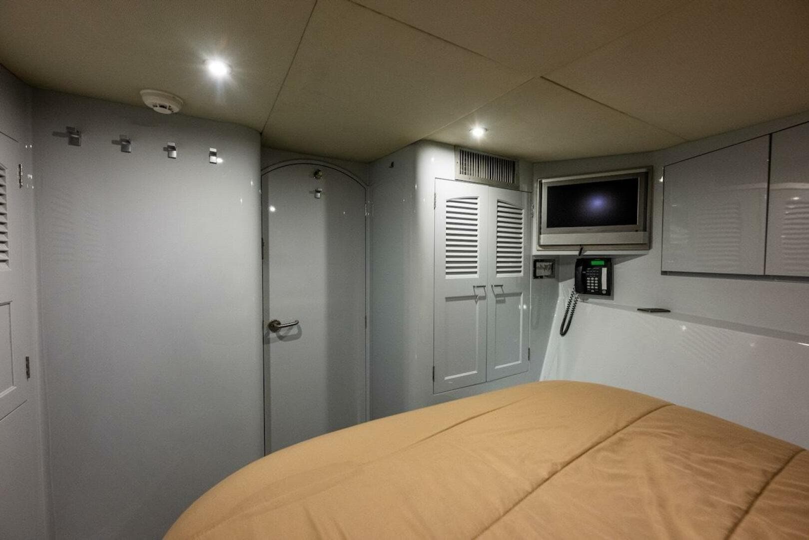 1988 Cheoy Lee 92 — photo 87