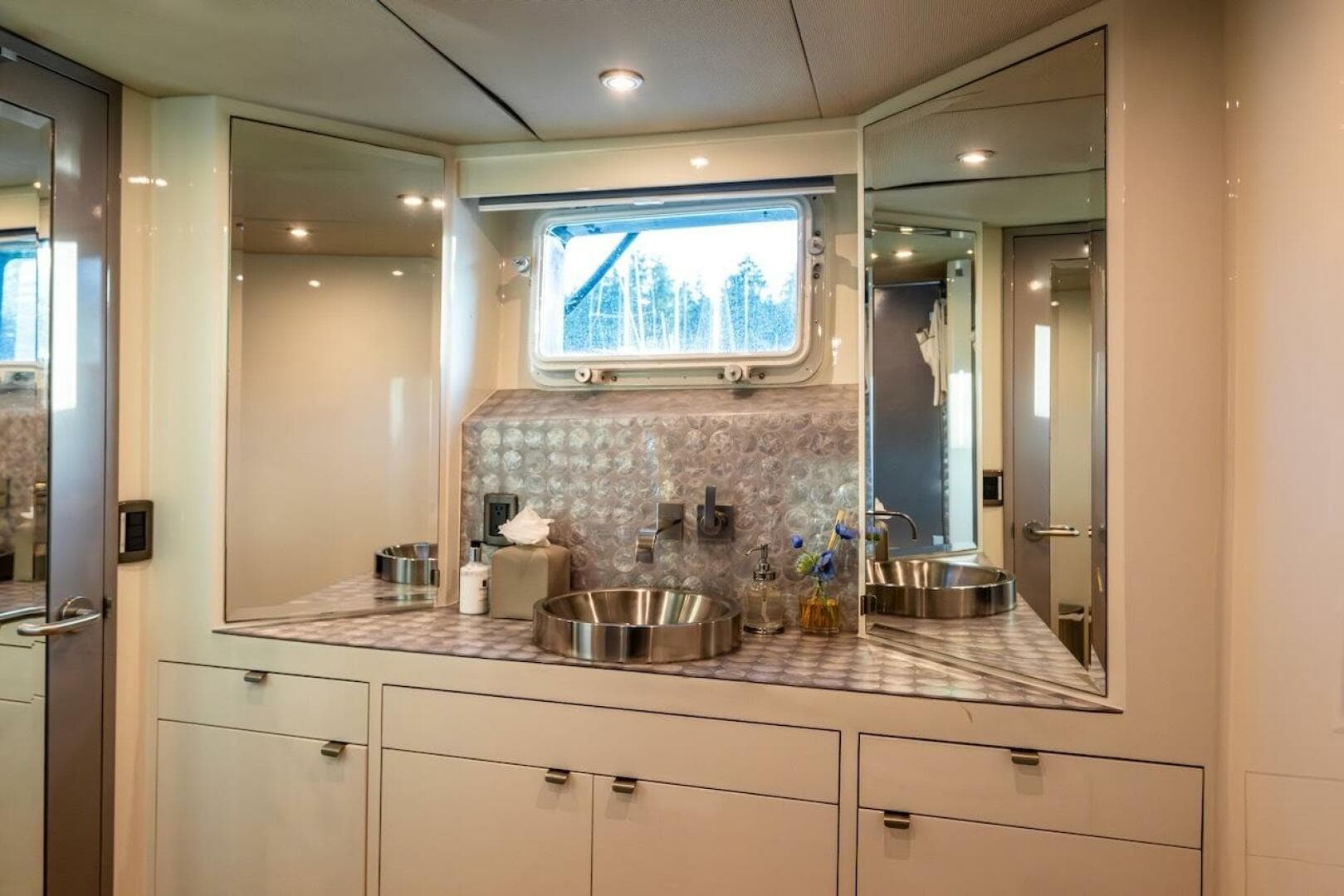 1988 Cheoy Lee 92 — photo 62