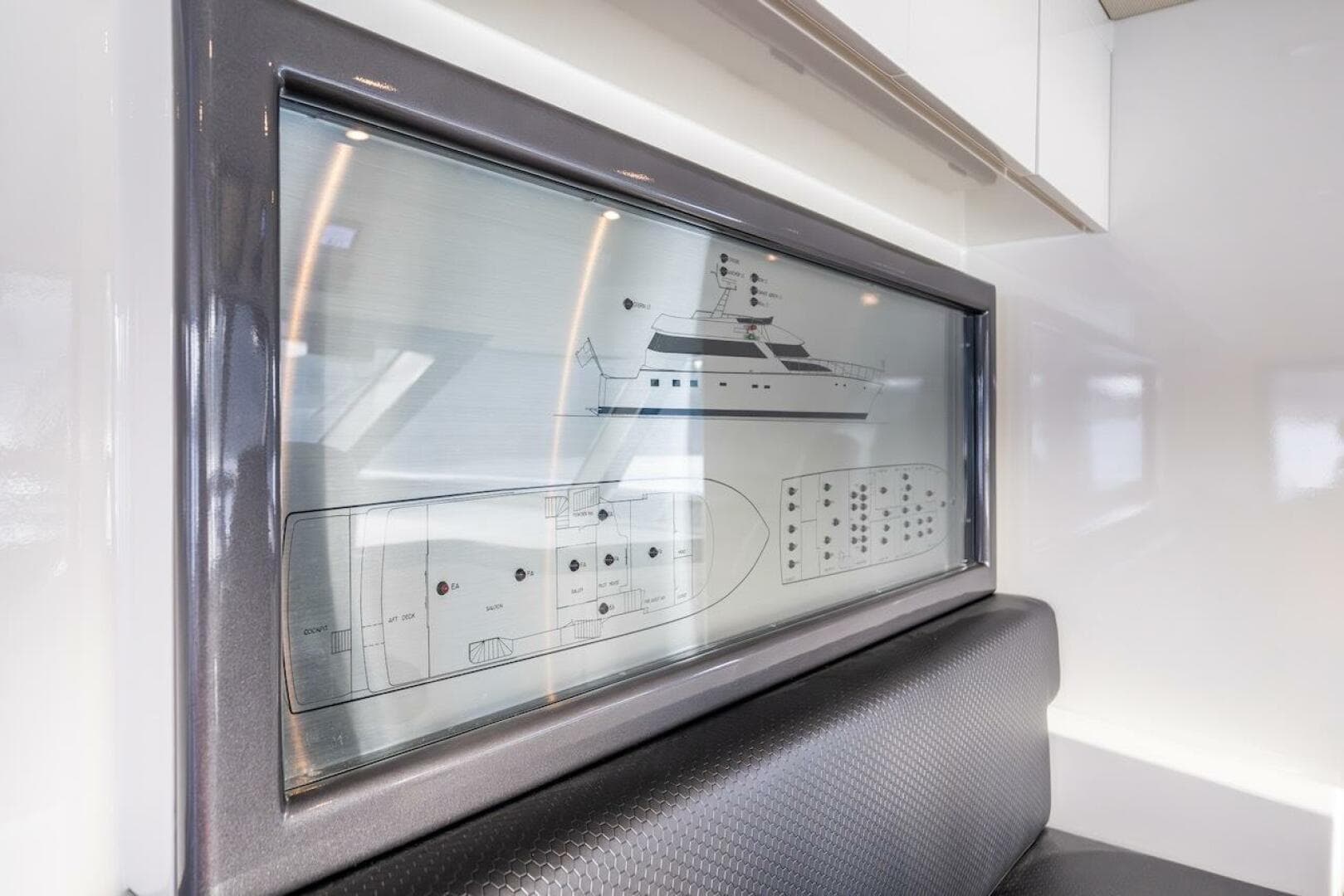 1988 Cheoy Lee 92 — photo 55