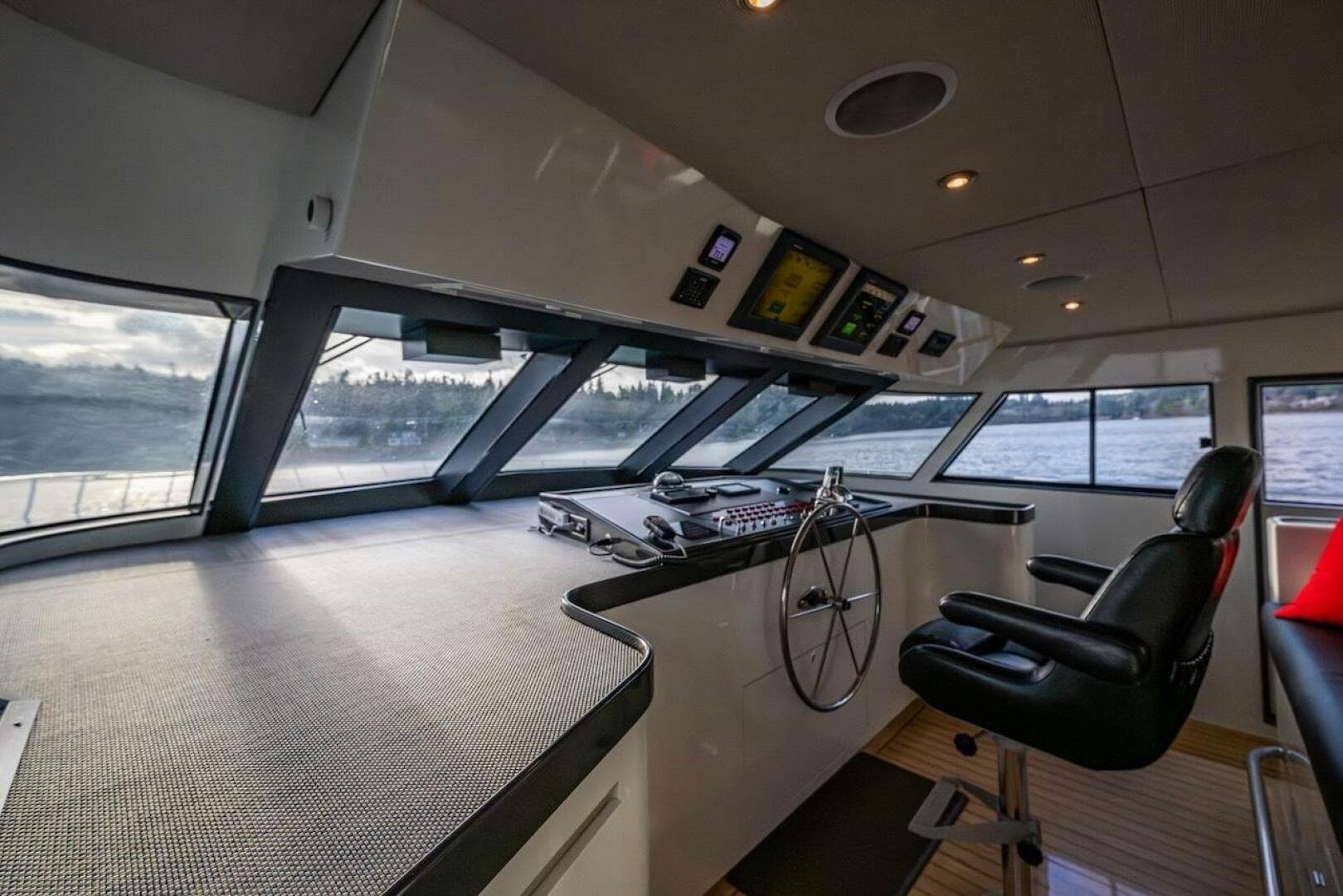 1988 Cheoy Lee 92 — photo 51