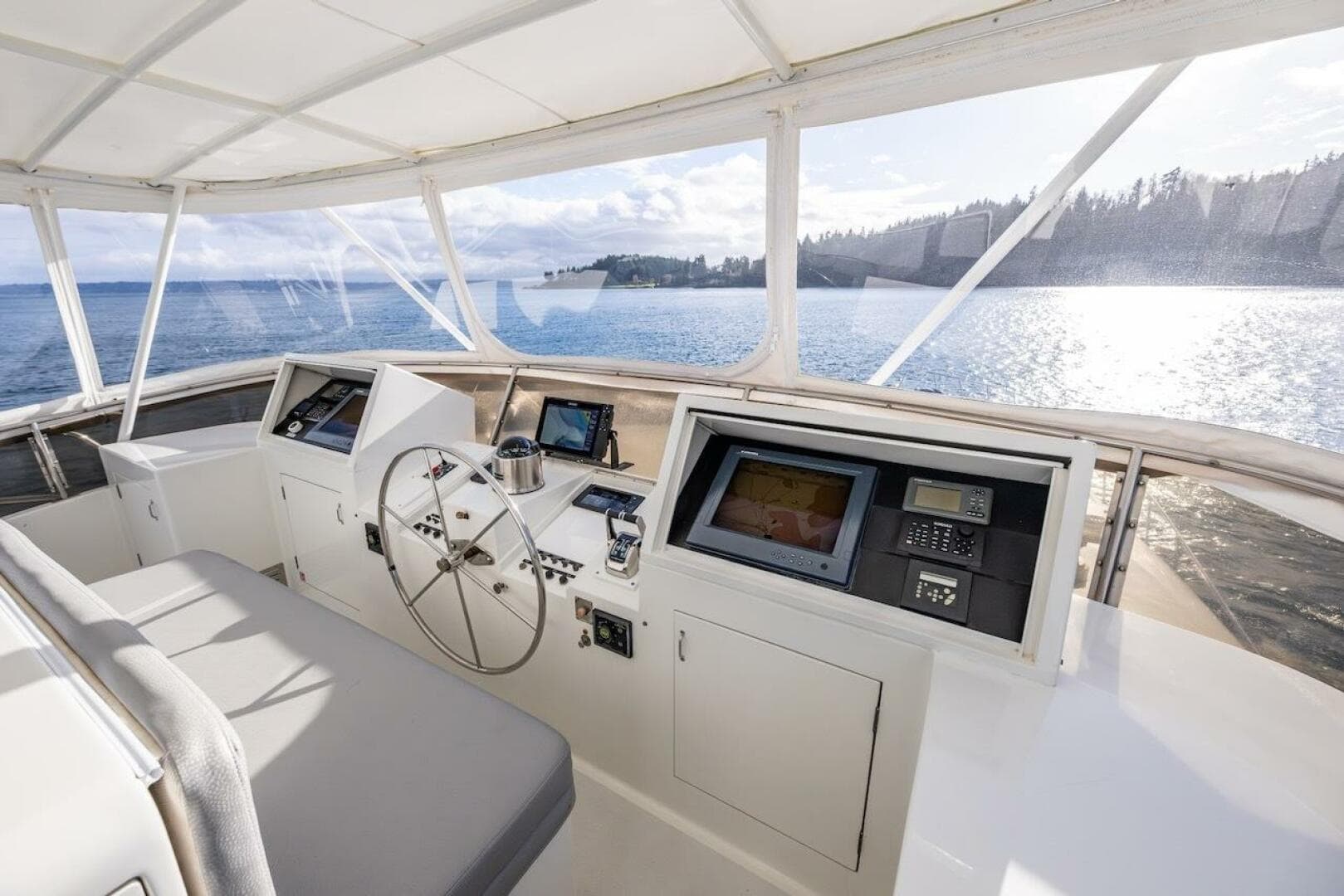 1988 Cheoy Lee 92 — photo 16